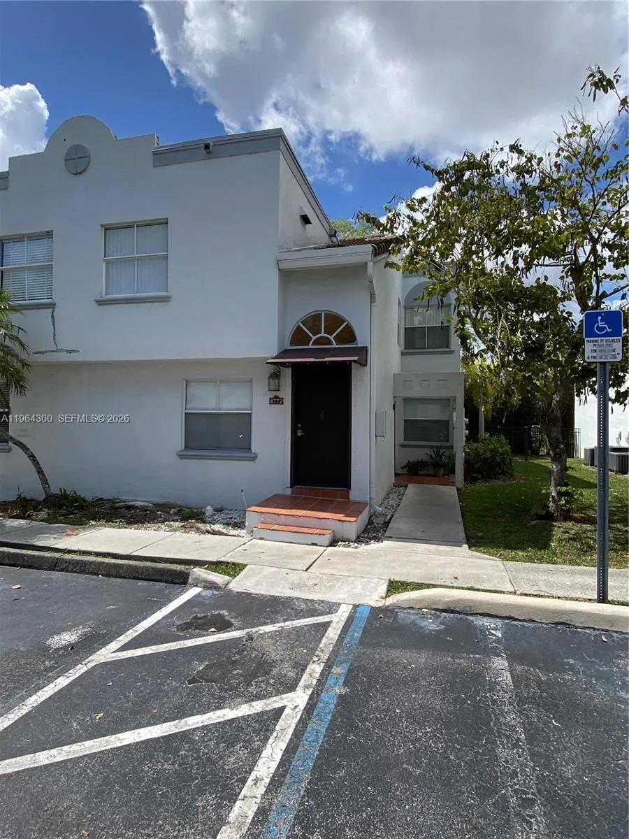 4772 Nw 97th Pl 219, Doral, Florida 33178, Doral, Florida 33178, 2 Bedrooms Bedrooms, ,2 BathroomsBathrooms,Residential Lease,For Rent,4772 Nw 97th Pl 219, Doral, Florida 33178,A11964300