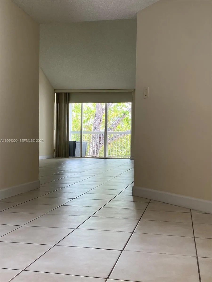 4772 Nw 97th Pl 219, Doral, Florida 33178, Doral, Florida 33178, 2 Bedrooms Bedrooms, ,2 BathroomsBathrooms,Residential Lease,For Rent,4772 Nw 97th Pl 219, Doral, Florida 33178,A11964300