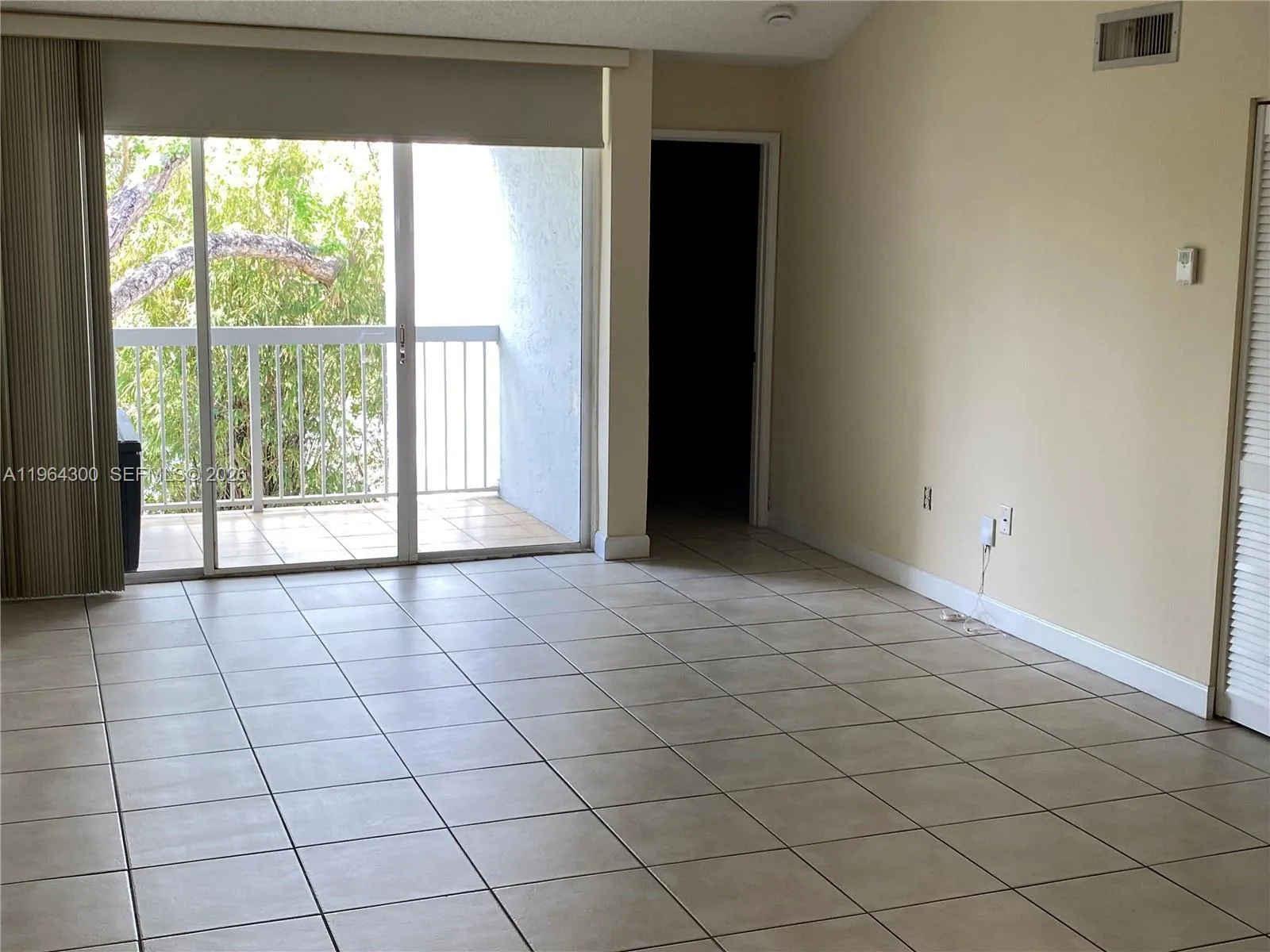 4772 Nw 97th Pl 219, Doral, Florida 33178, Doral, Florida 33178, 2 Bedrooms Bedrooms, ,2 BathroomsBathrooms,Residential Lease,For Rent,4772 Nw 97th Pl 219, Doral, Florida 33178,A11964300
