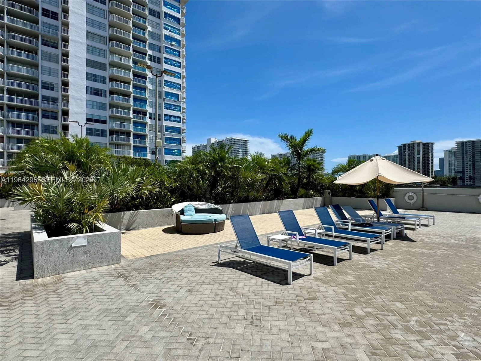 18011 Biscayne Blvd 1802, Aventura, Florida 33160, Aventura, Florida 33160, 1 Bedroom Bedrooms, ,1 BathroomBathrooms,Residential,For Sale,18011 Biscayne Blvd 1802, Aventura, Florida 33160,A11964296