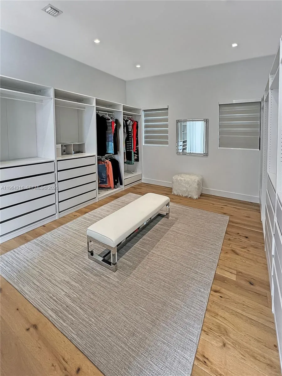 16640 Sunset Way, Weston, Florida 33326, Weston, Florida 33326, 6 Bedrooms Bedrooms, ,7 BathroomsBathrooms,Residential,For Sale,16640 Sunset Way, Weston, Florida 33326,A11964316