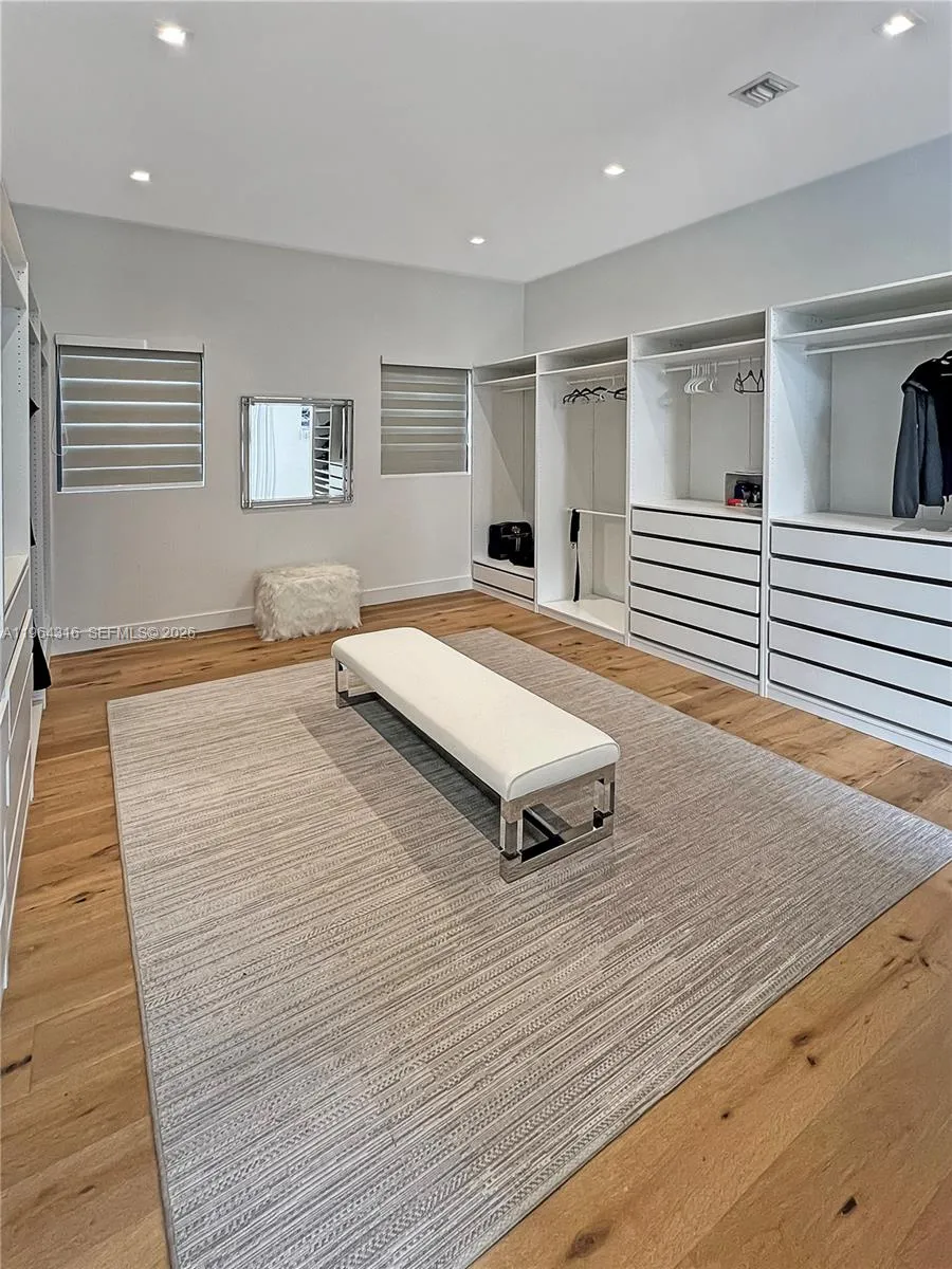 16640 Sunset Way, Weston, Florida 33326, Weston, Florida 33326, 6 Bedrooms Bedrooms, ,7 BathroomsBathrooms,Residential,For Sale,16640 Sunset Way, Weston, Florida 33326,A11964316