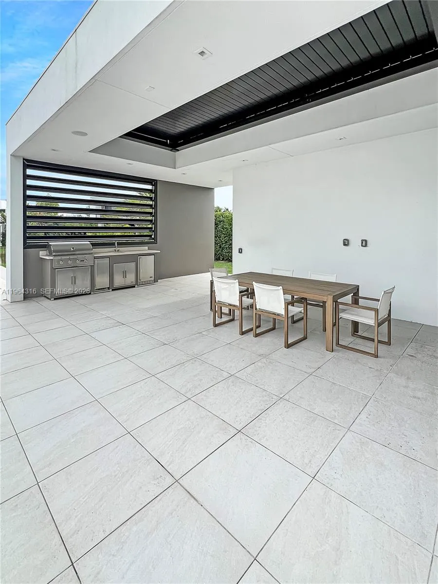 16640 Sunset Way, Weston, Florida 33326, Weston, Florida 33326, 6 Bedrooms Bedrooms, ,7 BathroomsBathrooms,Residential,For Sale,16640 Sunset Way, Weston, Florida 33326,A11964316