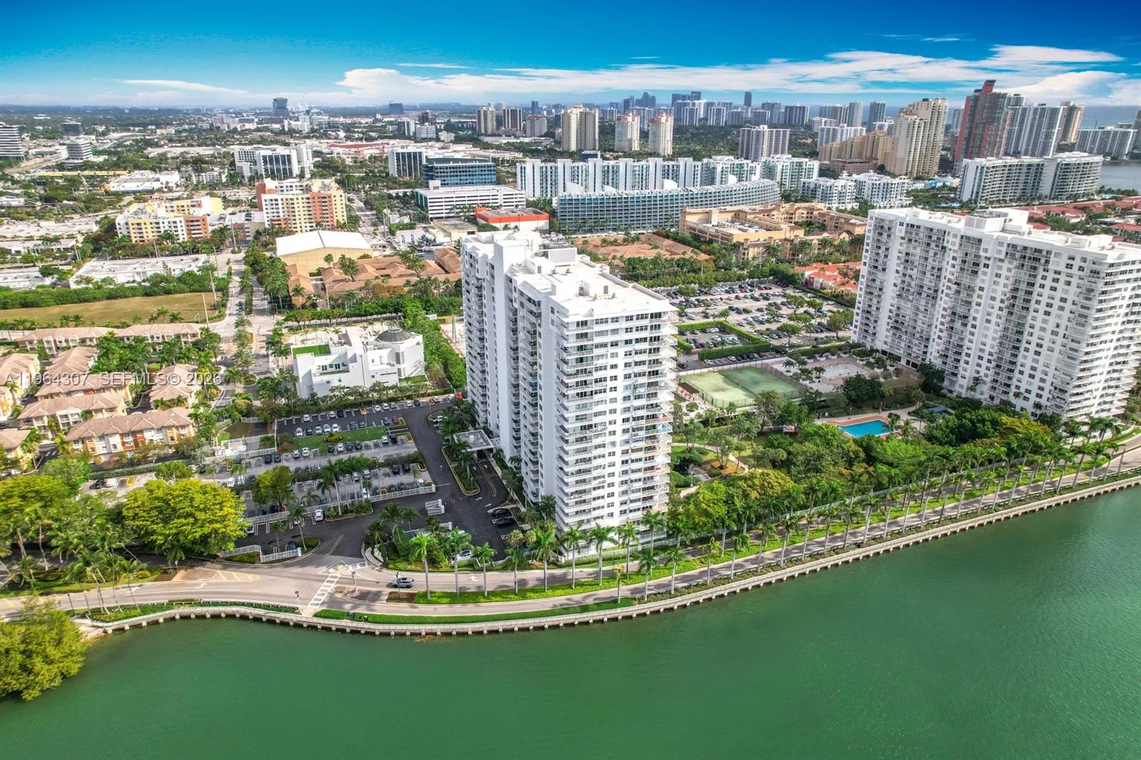 2801 Ne 183rd St 1504w, Aventura, Florida 33160, Aventura, Florida 33160, 2 Bedrooms Bedrooms, ,2 BathroomsBathrooms,Residential,For Sale,2801 Ne 183rd St 1504w, Aventura, Florida 33160,A11964307
