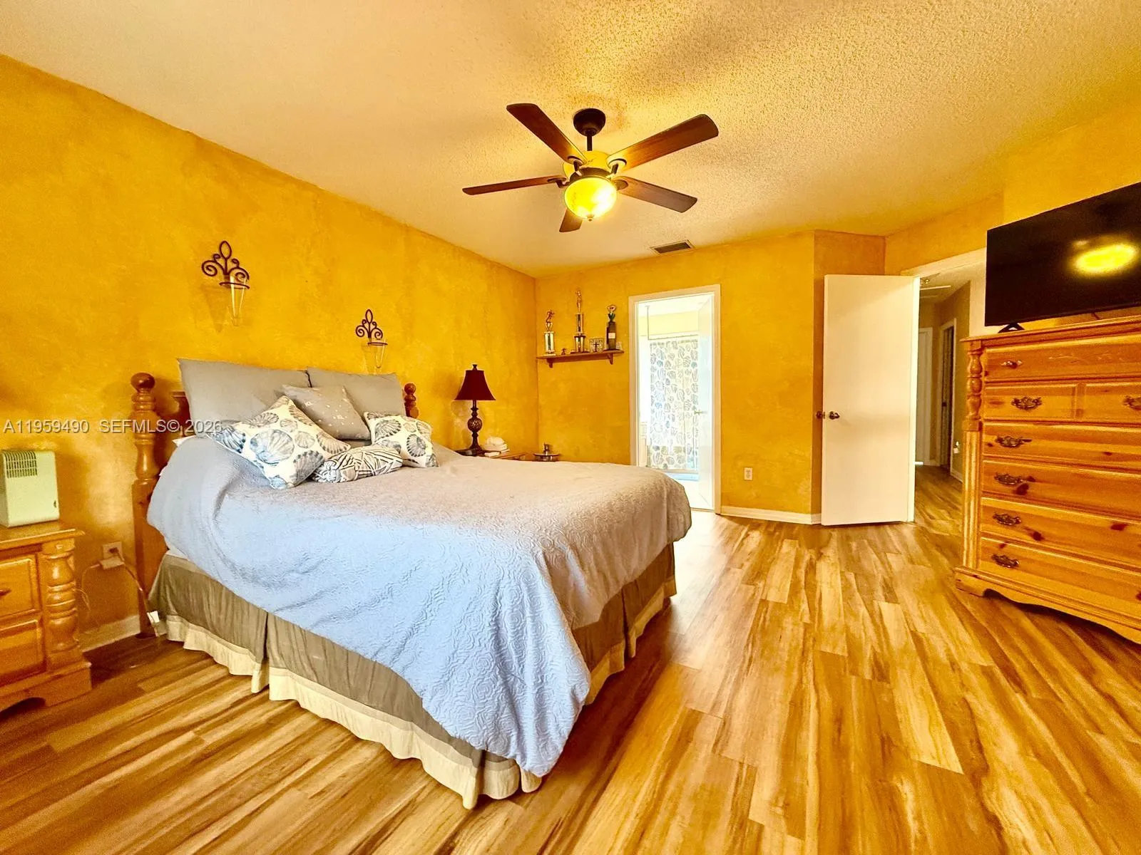 1801 Nw 120th Ter, Pembroke Pines, Florida 33026, Pembroke Pines, Florida 33026, 3 Bedrooms Bedrooms, ,2 BathroomsBathrooms,Residential,For Sale,1801 Nw 120th Ter, Pembroke Pines, Florida 33026,A11959490