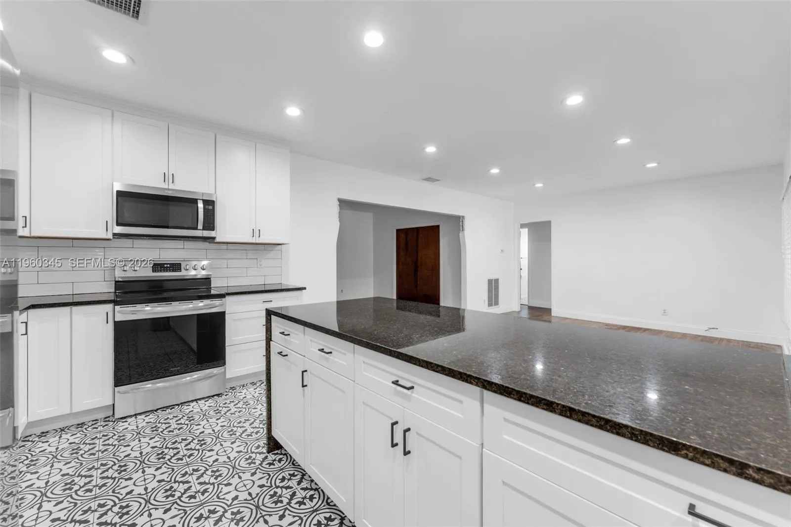 3965 Sw 60th Ct, Miami, Florida 33155, Miami, Florida 33155, 3 Bedrooms Bedrooms, ,2 BathroomsBathrooms,Residential,For Sale,3965 Sw 60th Ct, Miami, Florida 33155,A11960345