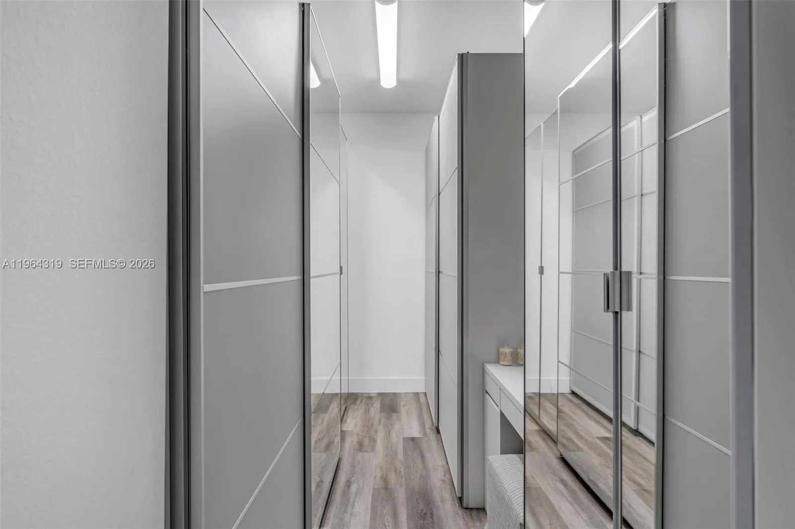 2 master closets, this is the largest