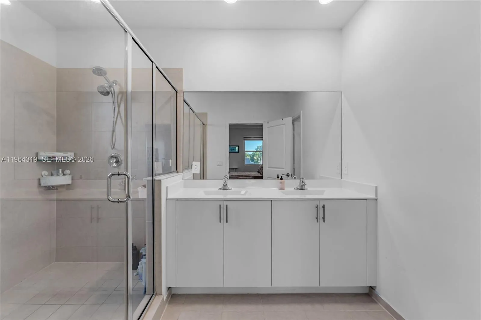 13611 Sw 184th Ter, Miami, Florida 33177, Miami, Florida 33177, 5 Bedrooms Bedrooms, ,3 BathroomsBathrooms,Residential,For Sale,13611 Sw 184th Ter, Miami, Florida 33177,A11964319