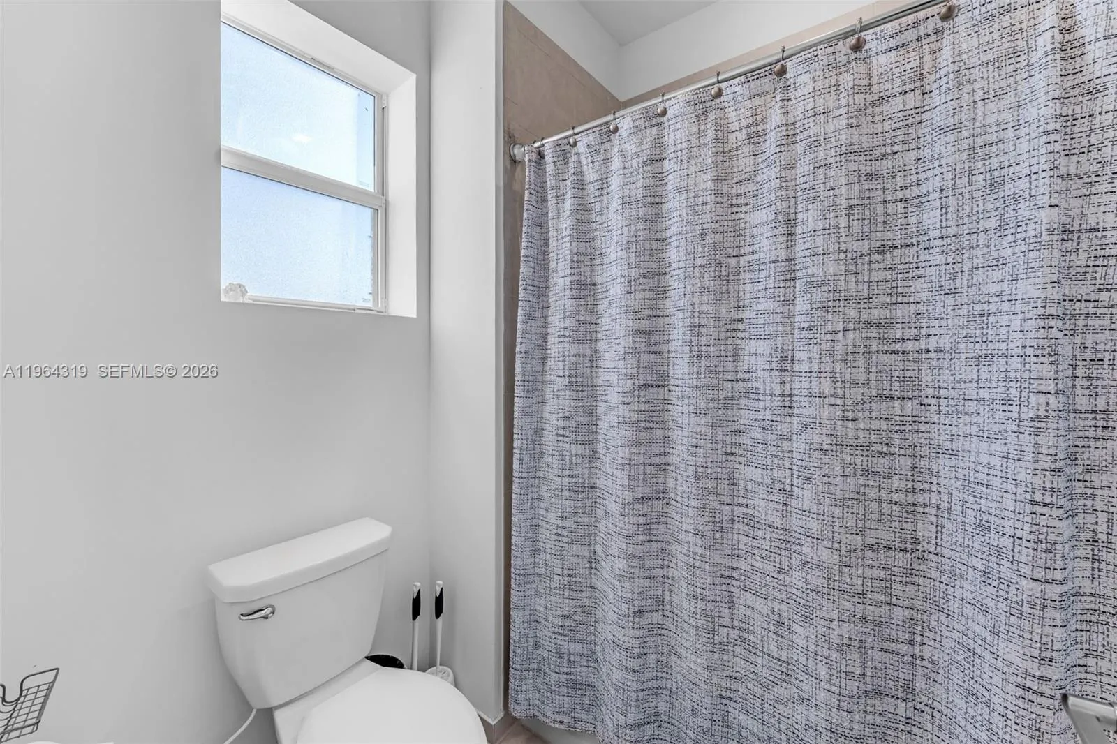 13611 Sw 184th Ter, Miami, Florida 33177, Miami, Florida 33177, 5 Bedrooms Bedrooms, ,3 BathroomsBathrooms,Residential,For Sale,13611 Sw 184th Ter, Miami, Florida 33177,A11964319