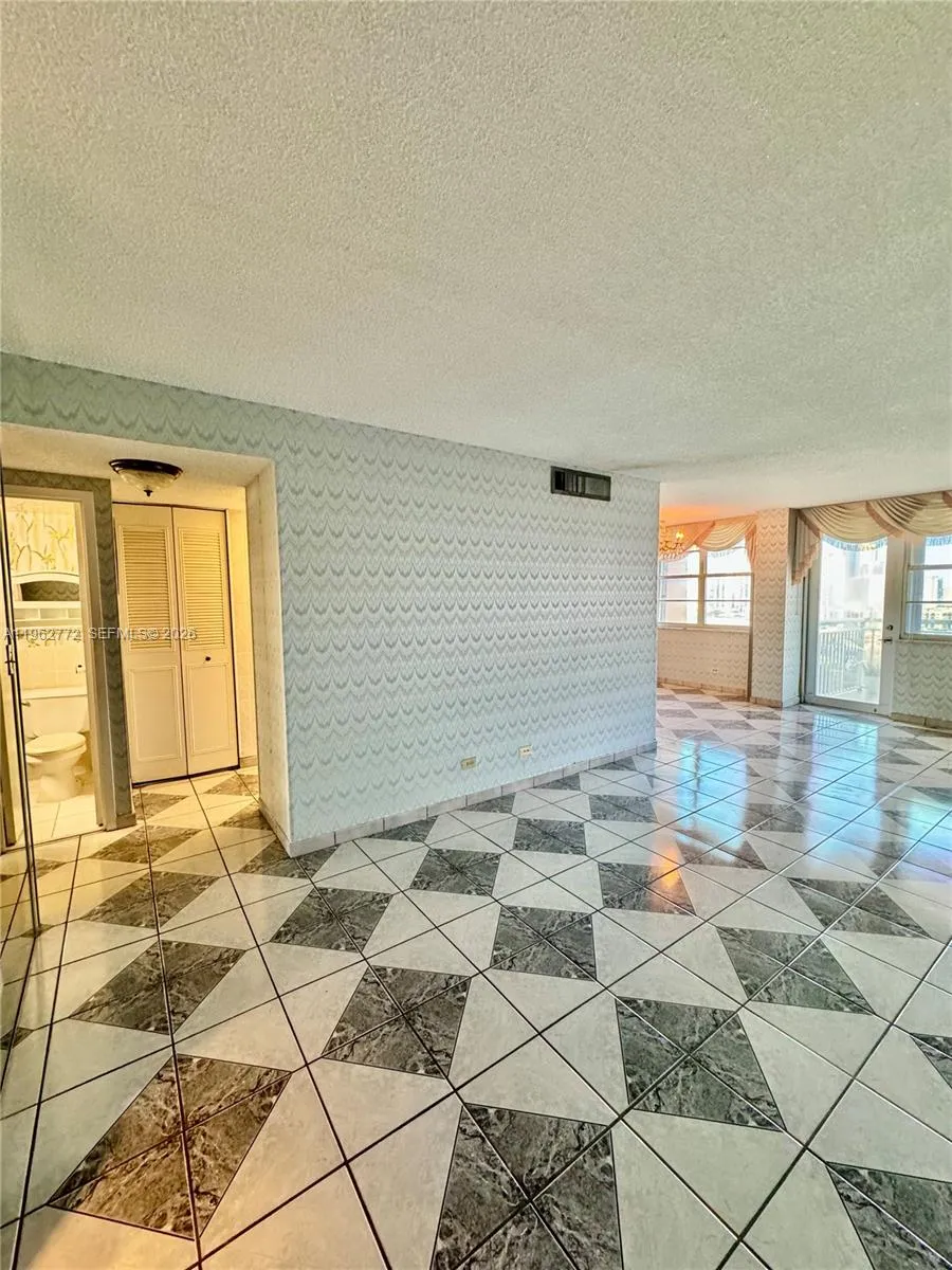 251 174th St 1715, Sunny Isles Beach, Florida 3316, Sunny Isles Beach, Florida 33160, 1 Bedroom Bedrooms, ,1 BathroomBathrooms,Residential,For Sale,251 174th St 1715, Sunny Isles Beach, Florida 3316,A11962772