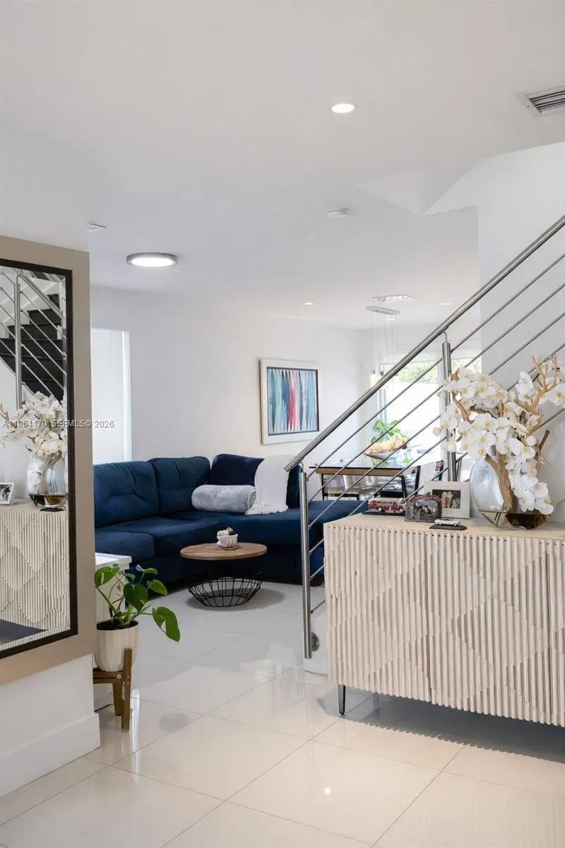 10464 Nw 66th St, Doral, Florida 33178, Doral, Florida 33178, 4 Bedrooms Bedrooms, ,3 BathroomsBathrooms,Residential,For Sale,10464 Nw 66th St, Doral, Florida 33178,A11964170