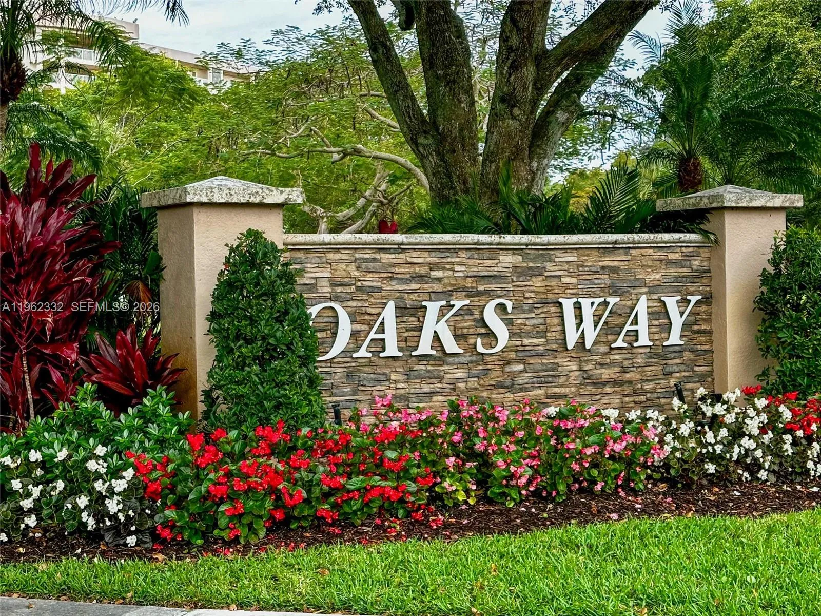 3510 Oaks Way 408, Pompano Beach, Florida 33069, Pompano Beach, Florida 33069, 3 Bedrooms Bedrooms, ,2 BathroomsBathrooms,Residential,For Sale,3510 Oaks Way 408, Pompano Beach, Florida 33069,A11962332