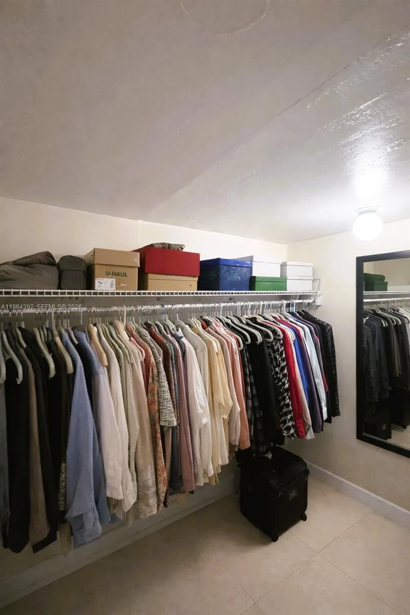 Master Closet 8.3\" X 4.5\"