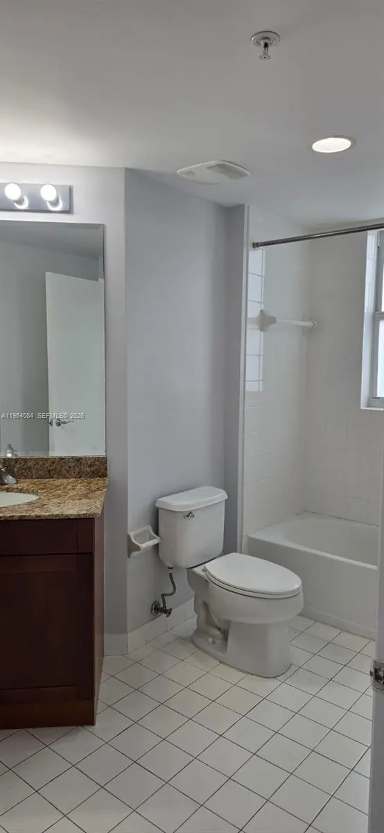7280 Sw 90th St 601, Miami, Florida 33156, Miami, Florida 33156, 2 Bedrooms Bedrooms, ,2 BathroomsBathrooms,Residential,For Sale,7280 Sw 90th St 601, Miami, Florida 33156,A11964084