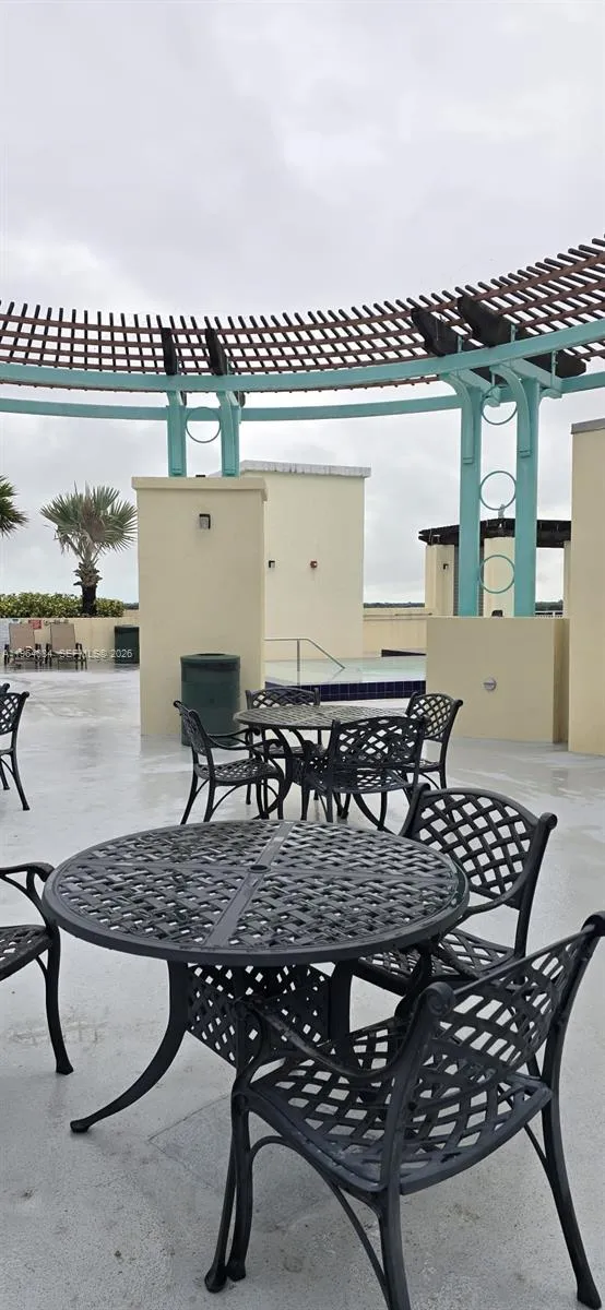 7280 Sw 90th St 601, Miami, Florida 33156, Miami, Florida 33156, 2 Bedrooms Bedrooms, ,2 BathroomsBathrooms,Residential,For Sale,7280 Sw 90th St 601, Miami, Florida 33156,A11964084