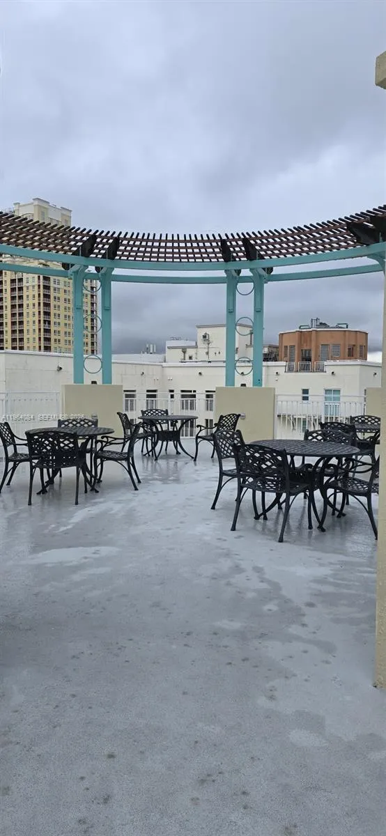 7280 Sw 90th St 601, Miami, Florida 33156, Miami, Florida 33156, 2 Bedrooms Bedrooms, ,2 BathroomsBathrooms,Residential,For Sale,7280 Sw 90th St 601, Miami, Florida 33156,A11964084