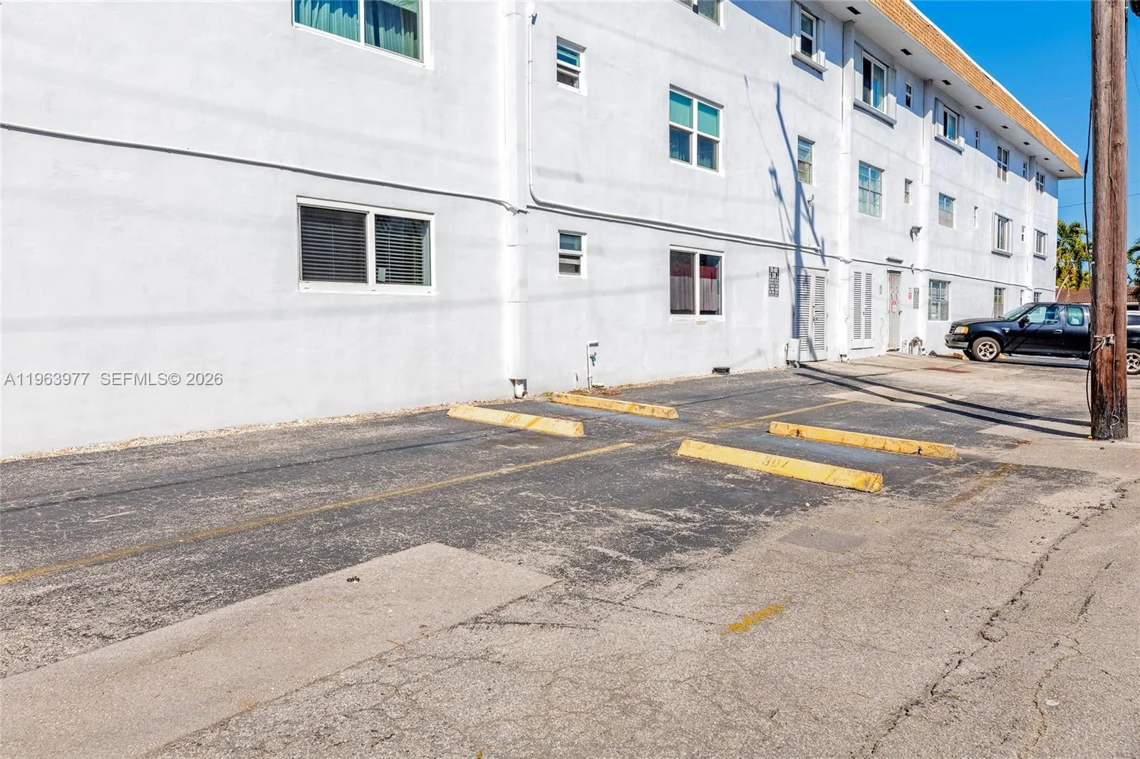 714 Ne 10th St 307, Hallandale Beach, Florida 3300, Hallandale Beach, Florida 33009, 1 Bedroom Bedrooms, ,1 BathroomBathrooms,Residential,For Sale,714 Ne 10th St 307, Hallandale Beach, Florida 3300,A11963977