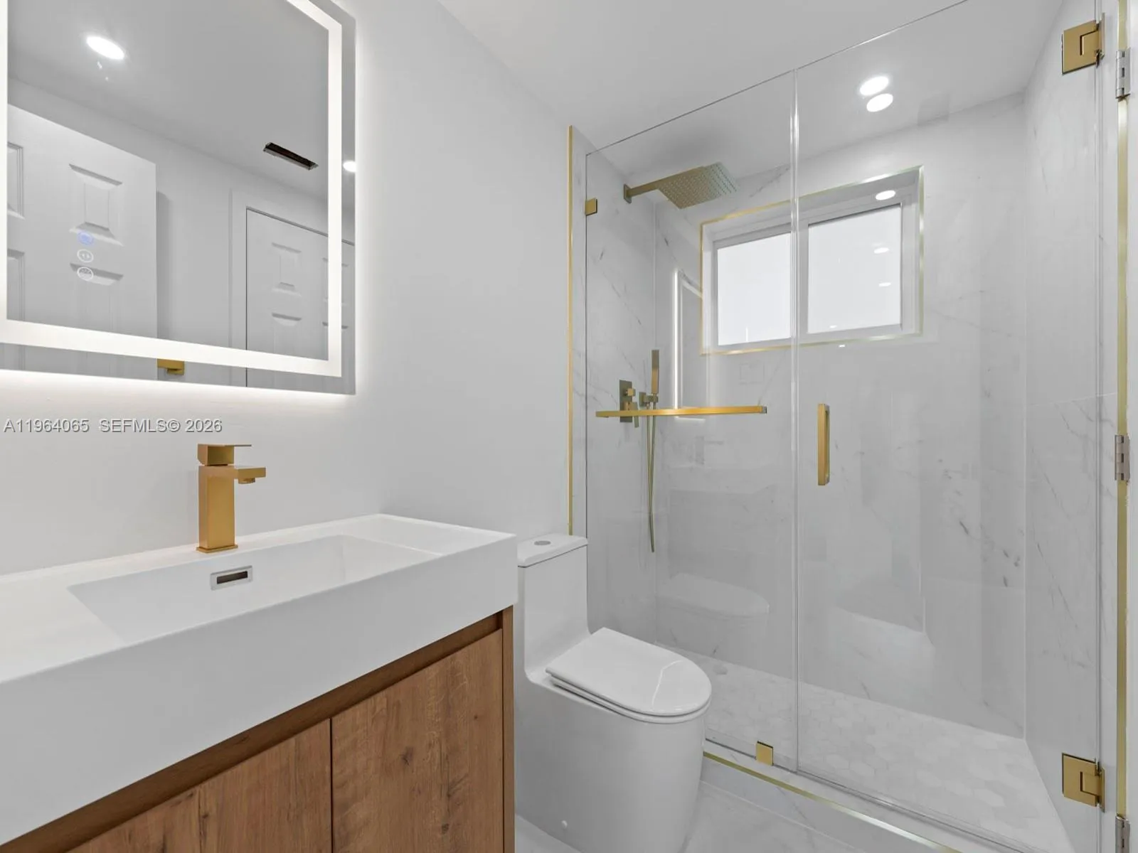 8101 Camino Real C-320, Miami, Florida 33143, Miami, Florida 33143, 1 Bedroom Bedrooms, ,1 BathroomBathrooms,Residential,For Sale,8101 Camino Real C-320, Miami, Florida 33143,A11964065