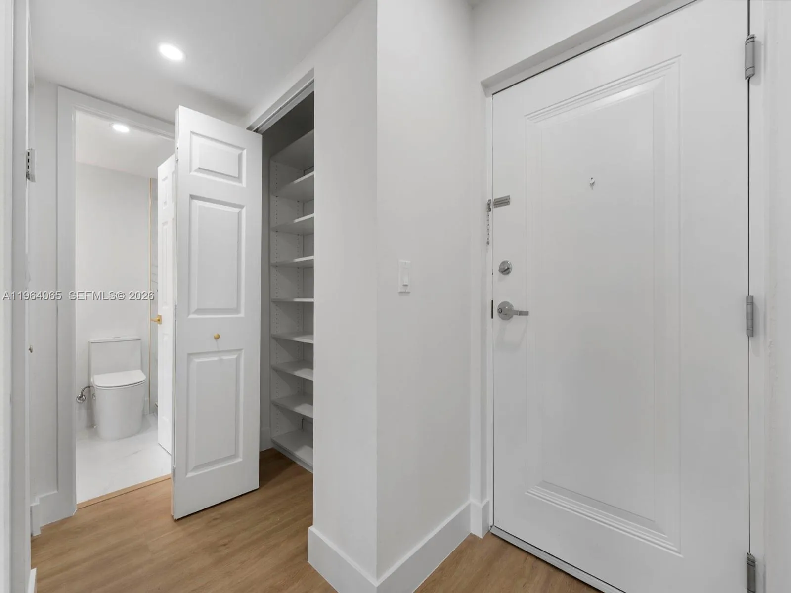 8101 Camino Real C-320, Miami, Florida 33143, Miami, Florida 33143, 1 Bedroom Bedrooms, ,1 BathroomBathrooms,Residential,For Sale,8101 Camino Real C-320, Miami, Florida 33143,A11964065