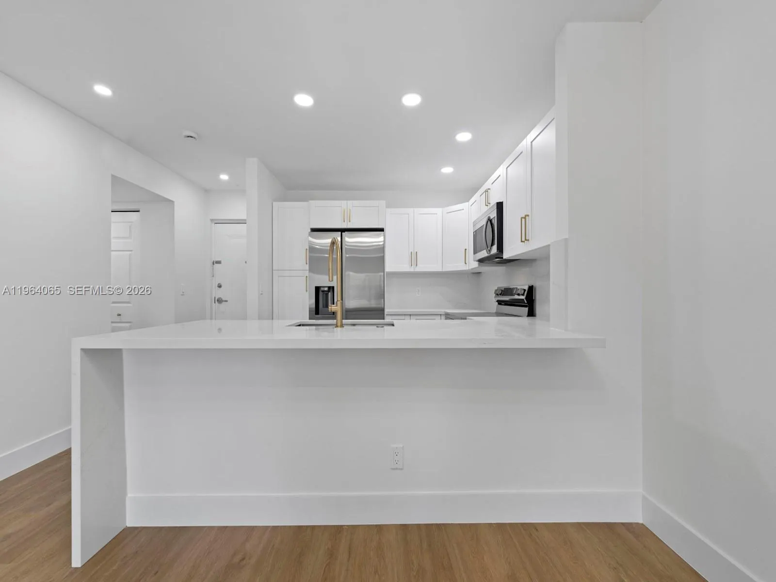 8101 Camino Real C-320, Miami, Florida 33143, Miami, Florida 33143, 1 Bedroom Bedrooms, ,1 BathroomBathrooms,Residential,For Sale,8101 Camino Real C-320, Miami, Florida 33143,A11964065