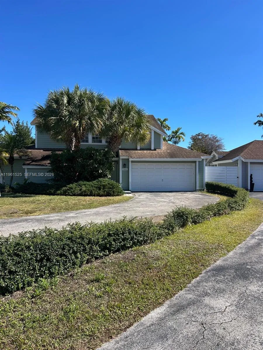 10035 Sw 141st Ct, Miami, Florida 33186, Miami, Florida 33186, 3 Bedrooms Bedrooms, ,2 BathroomsBathrooms,Residential,For Sale,10035 Sw 141st Ct, Miami, Florida 33186,A11961525