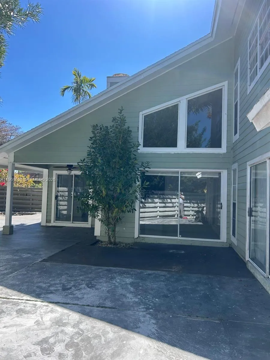 10035 Sw 141st Ct, Miami, Florida 33186, Miami, Florida 33186, 3 Bedrooms Bedrooms, ,2 BathroomsBathrooms,Residential,For Sale,10035 Sw 141st Ct, Miami, Florida 33186,A11961525