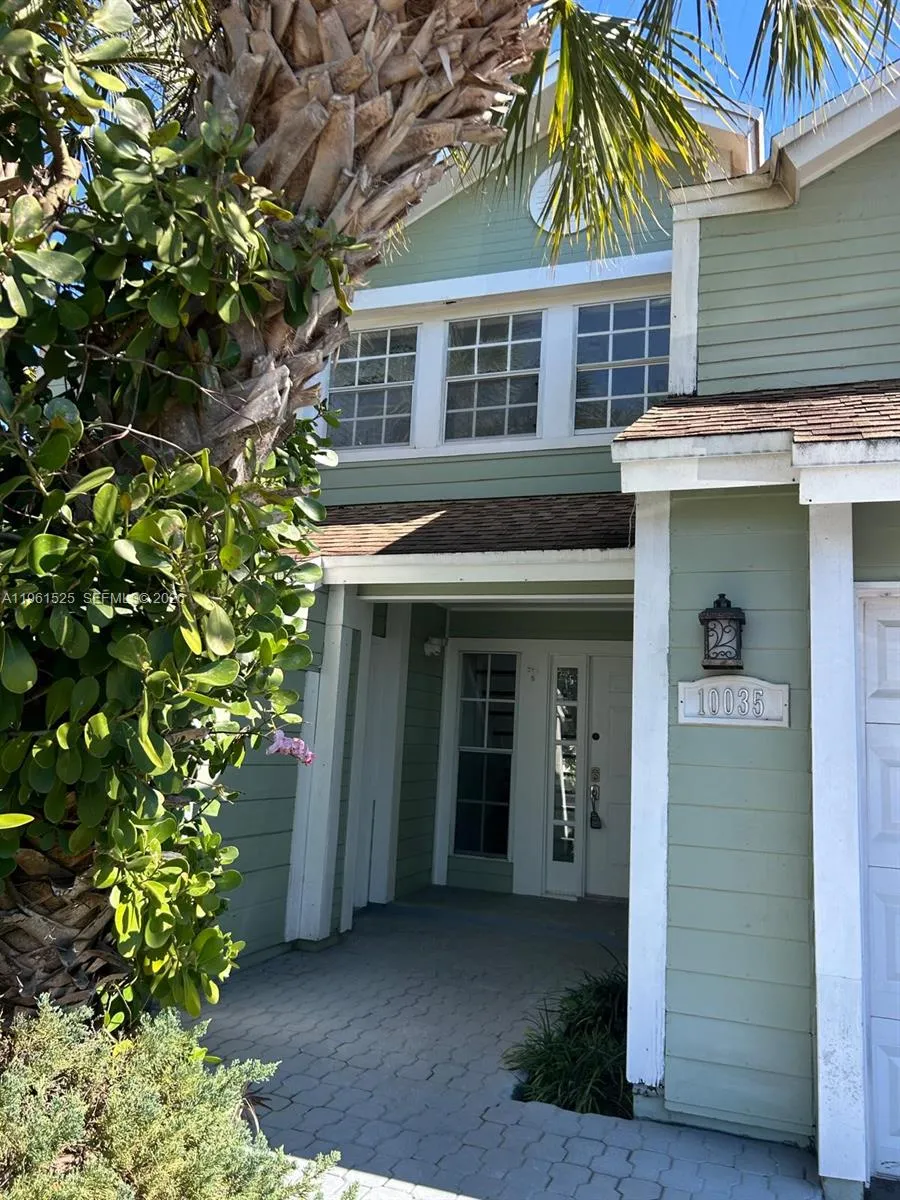 10035 Sw 141st Ct, Miami, Florida 33186, Miami, Florida 33186, 3 Bedrooms Bedrooms, ,2 BathroomsBathrooms,Residential,For Sale,10035 Sw 141st Ct, Miami, Florida 33186,A11961525