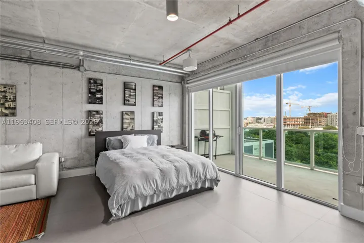 2nd bedroom-downstairs