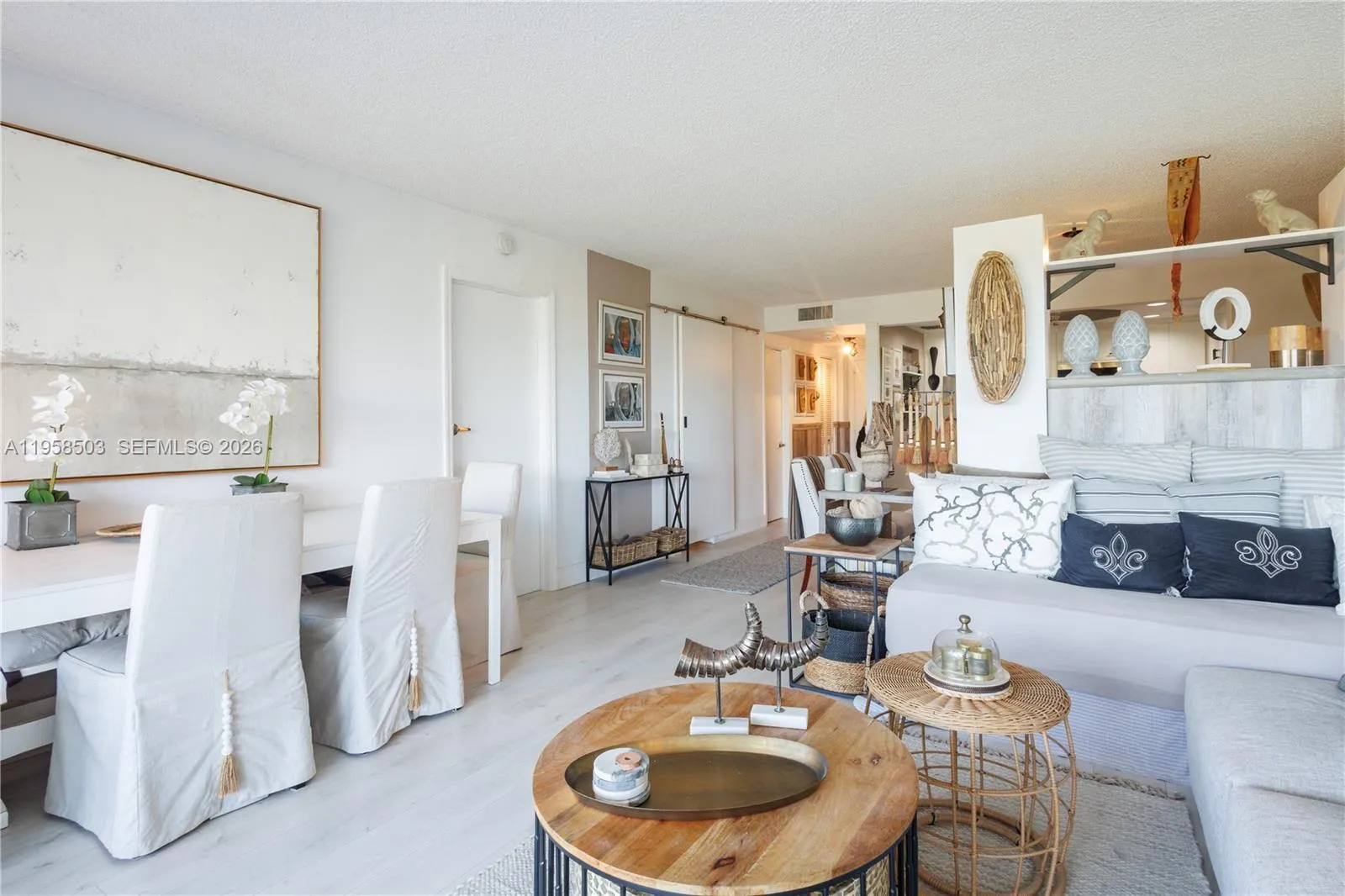 177 Ocean Lane Dr 302, Key Biscayne, Florida 33149, Key Biscayne, Florida 33149, 1 Bedroom Bedrooms, ,1 BathroomBathrooms,Residential,For Sale,177 Ocean Lane Dr 302, Key Biscayne, Florida 33149,A11958503