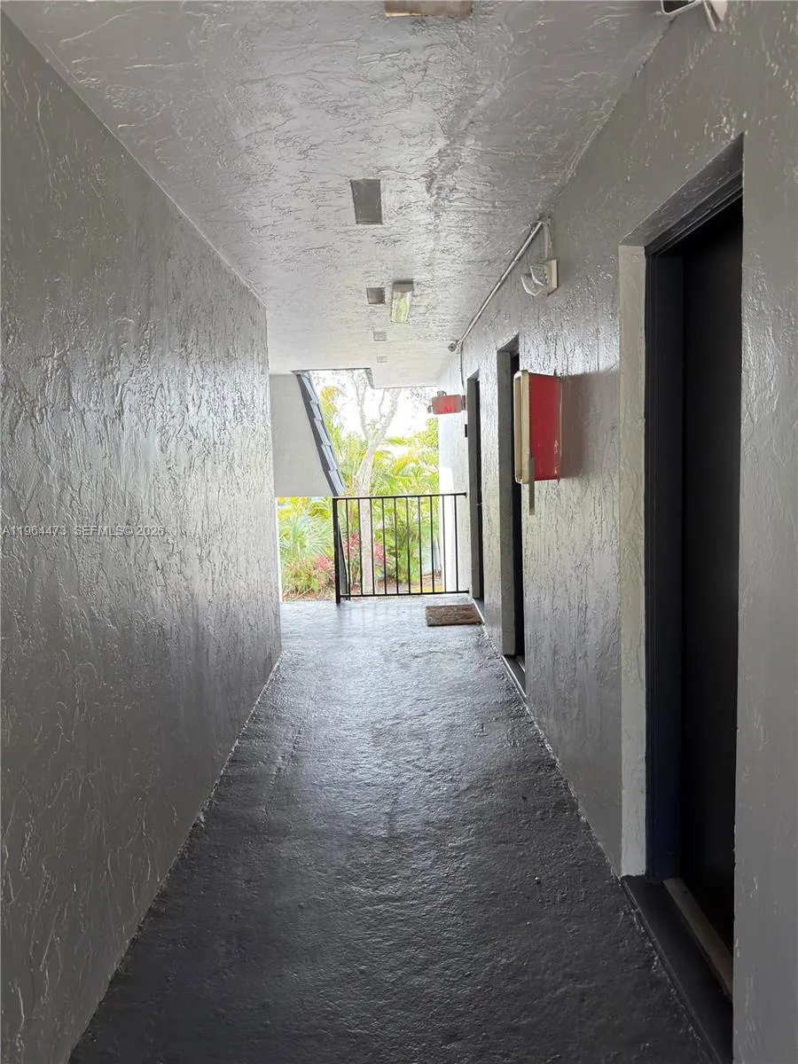 8009 W 6th Ave H, Hialeah, Florida 33014, Hialeah, Florida 33014, 3 Bedrooms Bedrooms, ,2 BathroomsBathrooms,Residential Lease,For Rent,8009 W 6th Ave H, Hialeah, Florida 33014,A11964473