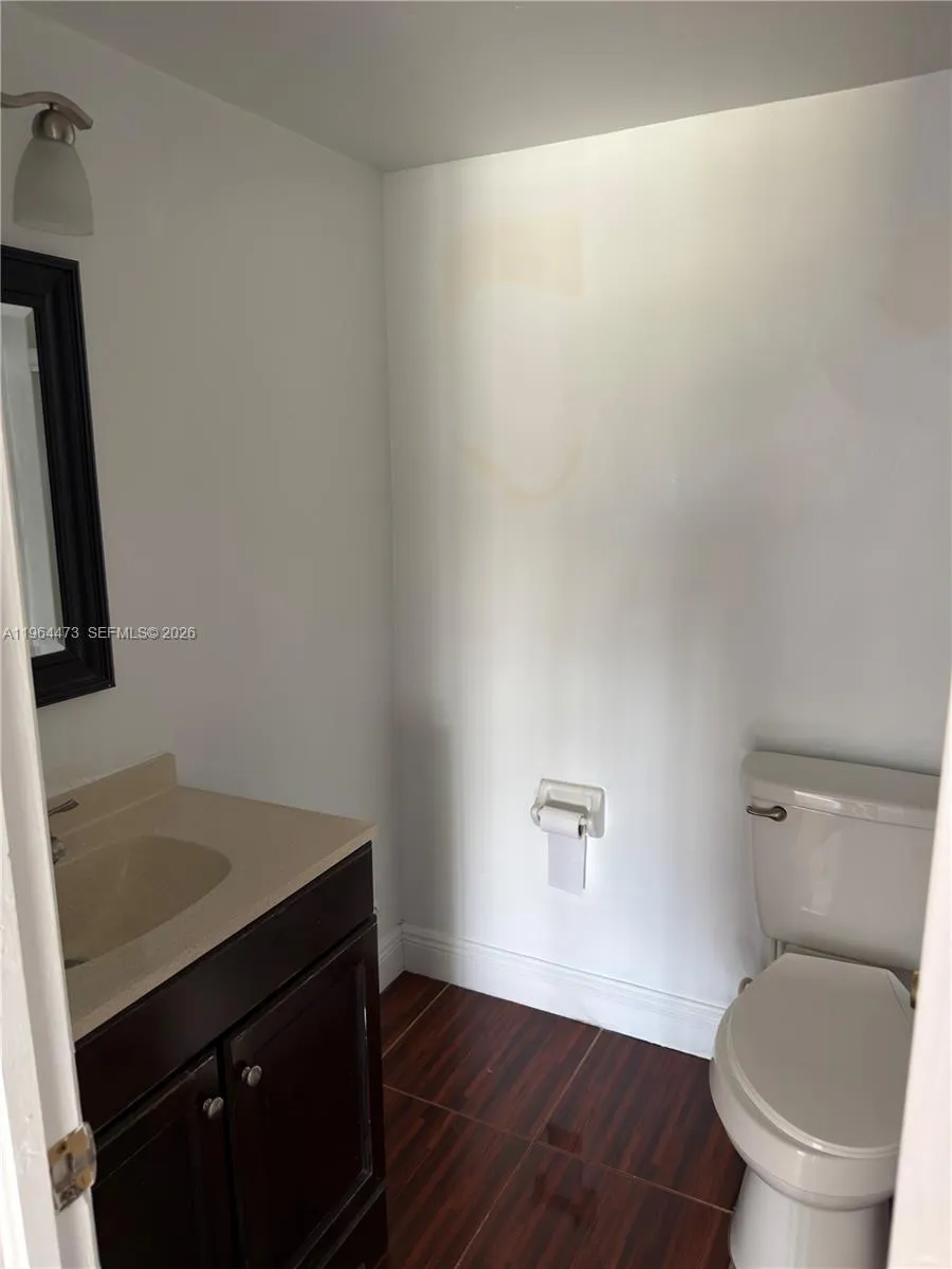 8009 W 6th Ave H, Hialeah, Florida 33014, Hialeah, Florida 33014, 3 Bedrooms Bedrooms, ,2 BathroomsBathrooms,Residential Lease,For Rent,8009 W 6th Ave H, Hialeah, Florida 33014,A11964473