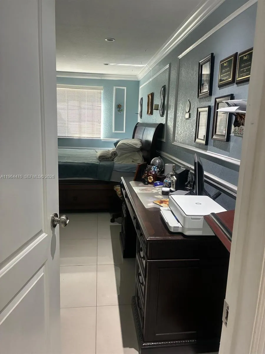 9425 Nw 114th Ln 3, Hialeah Gardens, Florida 33018, Hialeah Gardens, Florida 33018, 2 Bedrooms Bedrooms, ,1 BathroomBathrooms,Residential,For Sale,9425 Nw 114th Ln 3, Hialeah Gardens, Florida 33018,A11964476