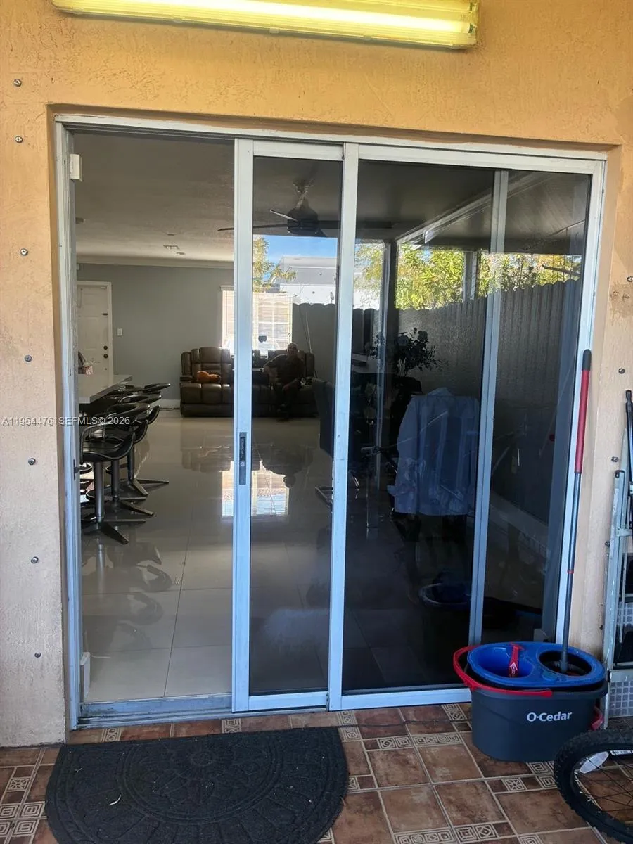 9425 Nw 114th Ln 3, Hialeah Gardens, Florida 33018, Hialeah Gardens, Florida 33018, 2 Bedrooms Bedrooms, ,1 BathroomBathrooms,Residential,For Sale,9425 Nw 114th Ln 3, Hialeah Gardens, Florida 33018,A11964476