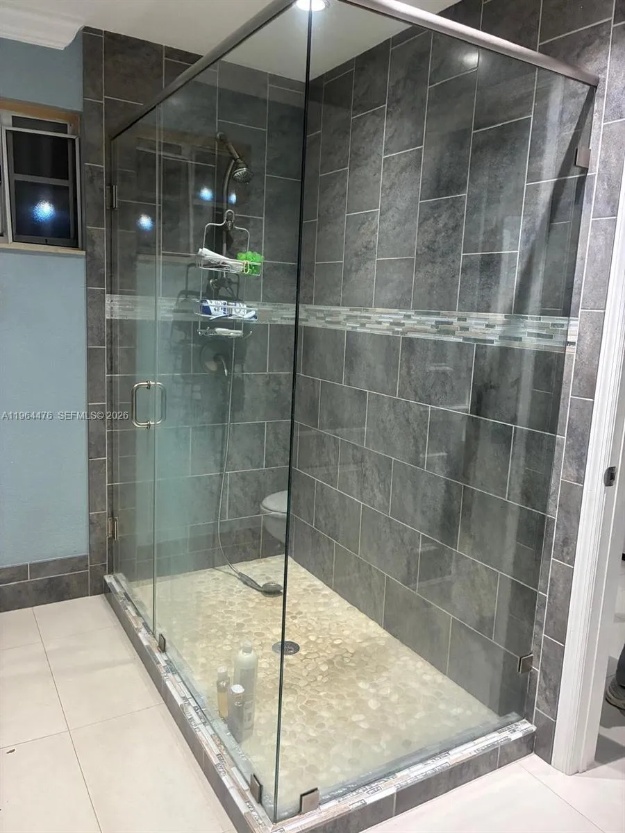 9425 Nw 114th Ln 3, Hialeah Gardens, Florida 33018, Hialeah Gardens, Florida 33018, 2 Bedrooms Bedrooms, ,1 BathroomBathrooms,Residential,For Sale,9425 Nw 114th Ln 3, Hialeah Gardens, Florida 33018,A11964476