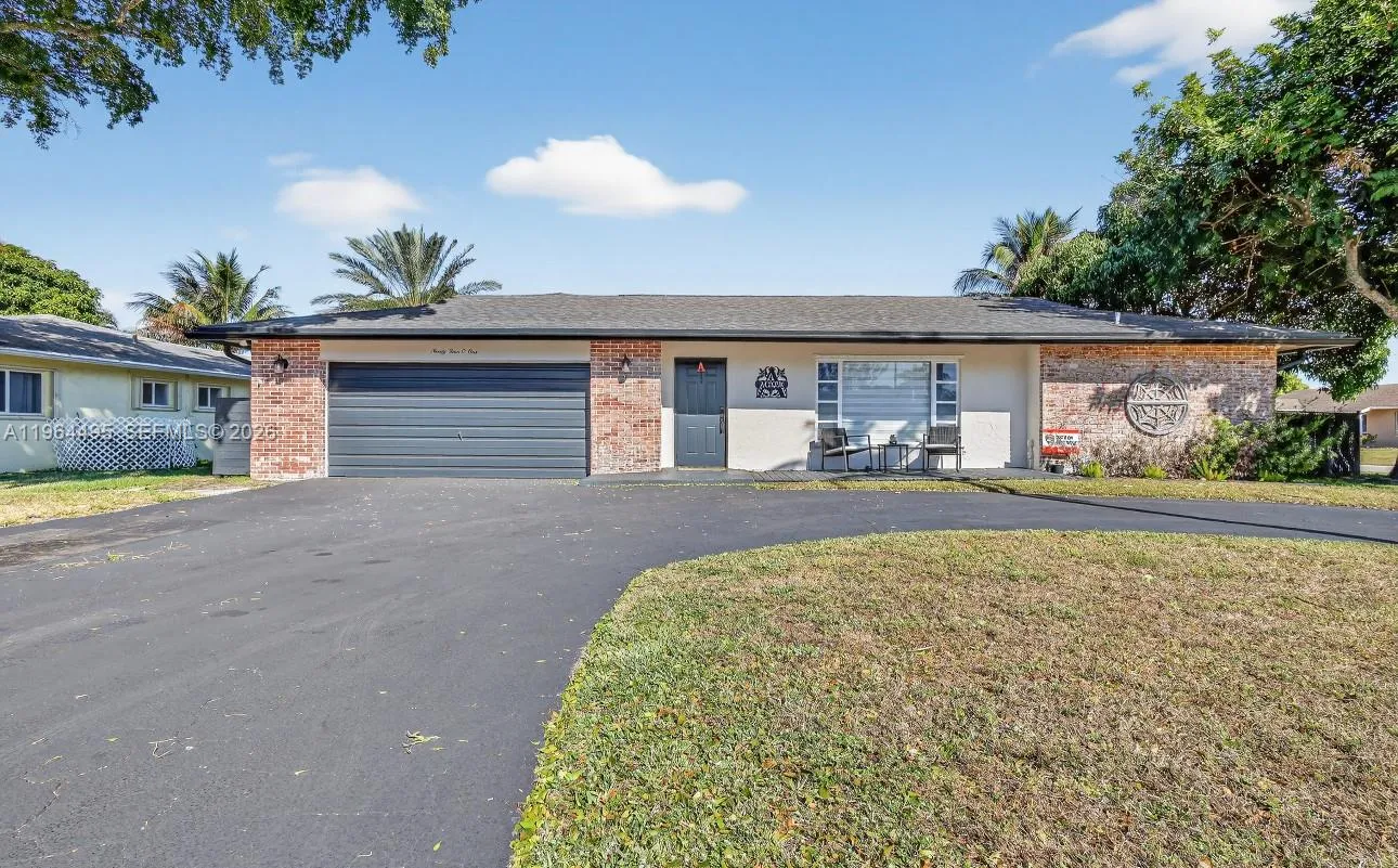 9401 Nw 81st Ct, Tamarac, Florida 33321, Tamarac, Florida 33321, 4 Bedrooms Bedrooms, ,2 BathroomsBathrooms,Residential,For Sale,9401 Nw 81st Ct, Tamarac, Florida 33321,A11964495