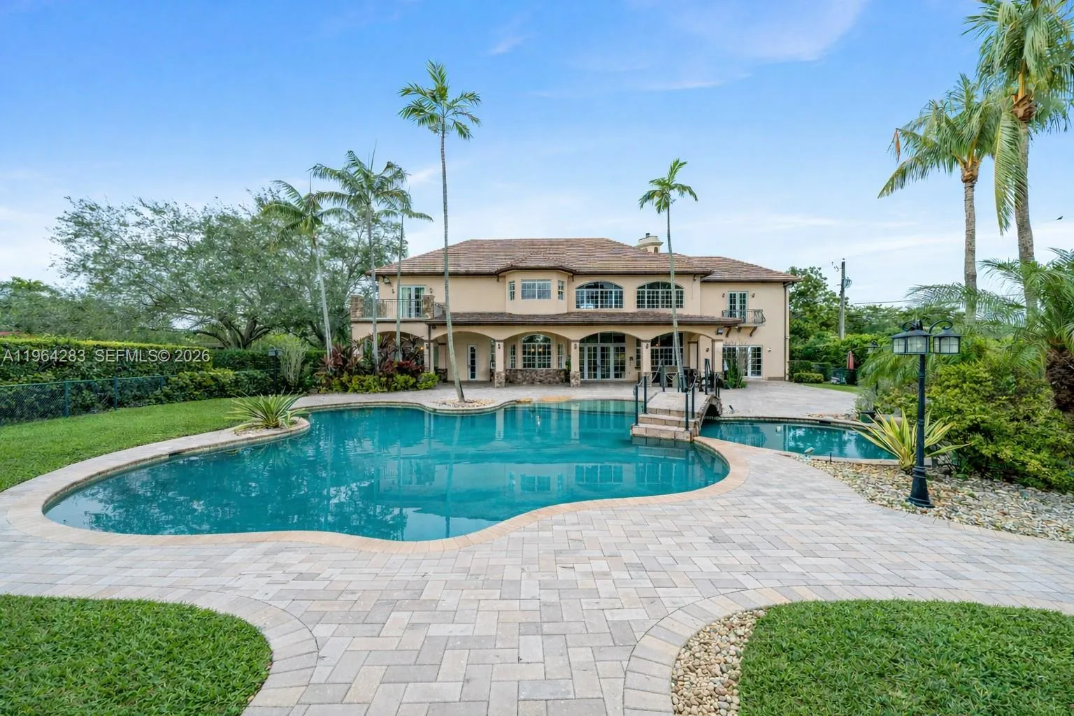 12270 Sw 45th St, Miami, Florida 33175, Miami, Florida 33175, 8 Bedrooms Bedrooms, ,6 BathroomsBathrooms,Residential,For Sale,12270 Sw 45th St, Miami, Florida 33175,A11964283