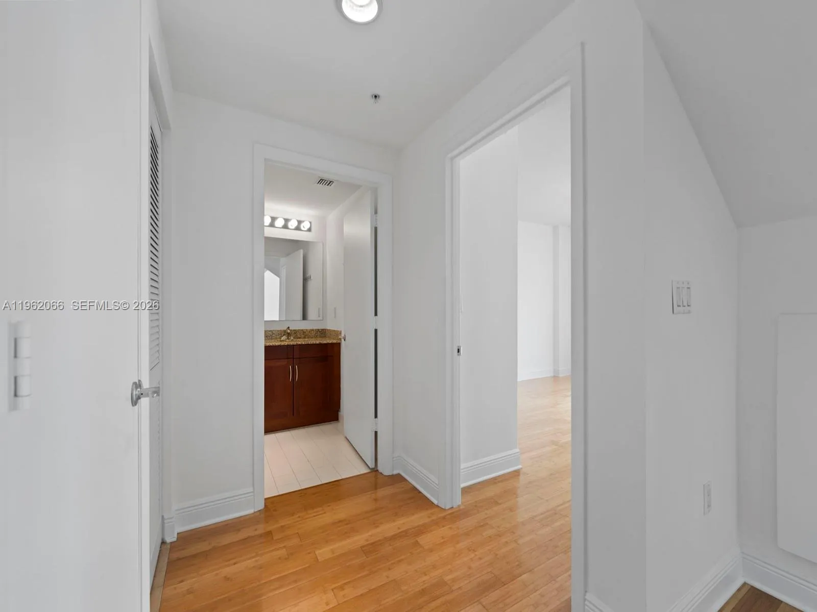 7265 Sw 89th St A520, Miami, Florida 33156, Miami, Florida 33156, 2 Bedrooms Bedrooms, ,2 BathroomsBathrooms,Residential,For Sale,7265 Sw 89th St A520, Miami, Florida 33156,A11962066