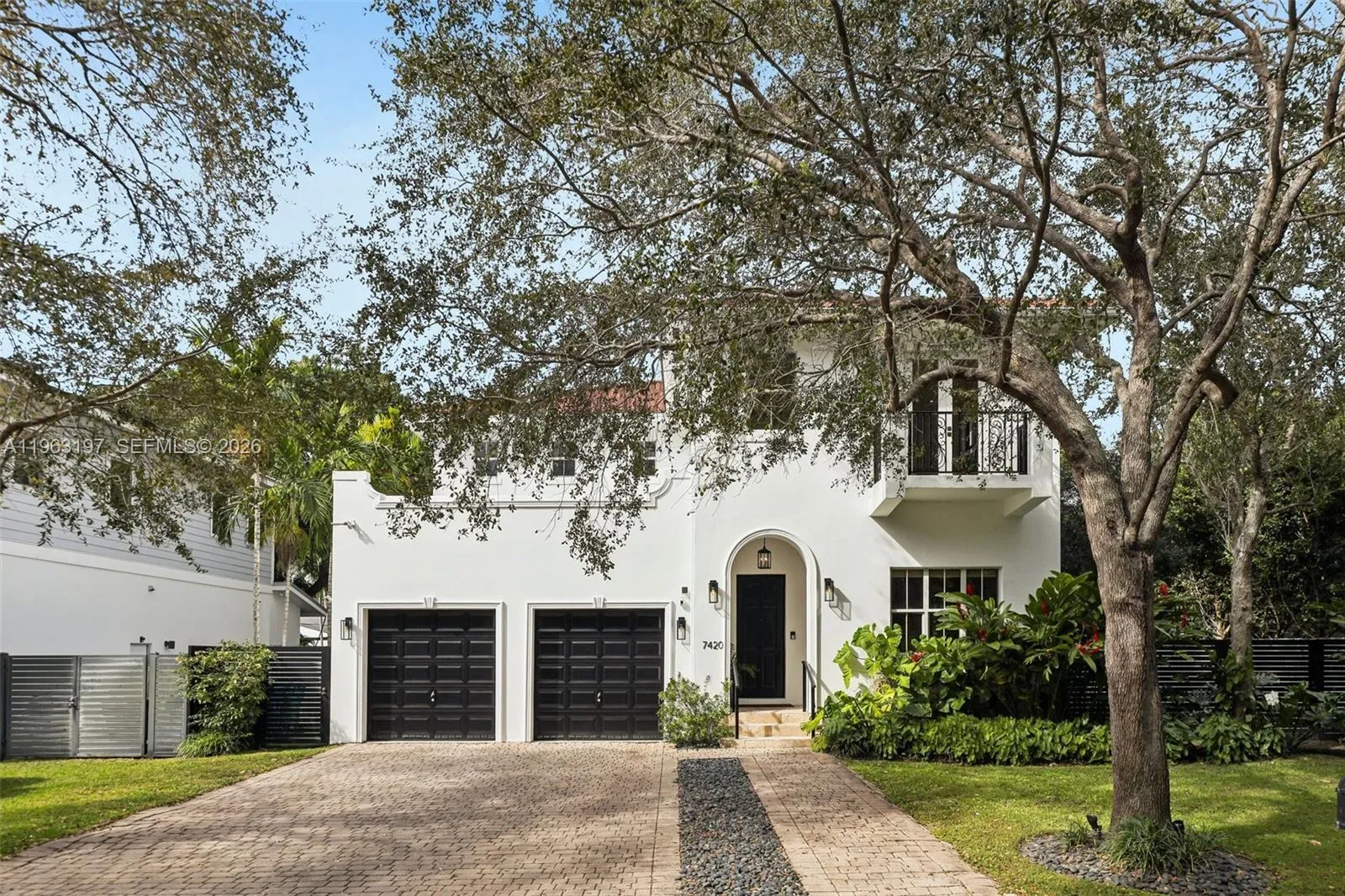 Miami, Florida 33143, 5 Bedrooms Bedrooms, ,4 BathroomsBathrooms,Residential Lease,For Rent,A11963197