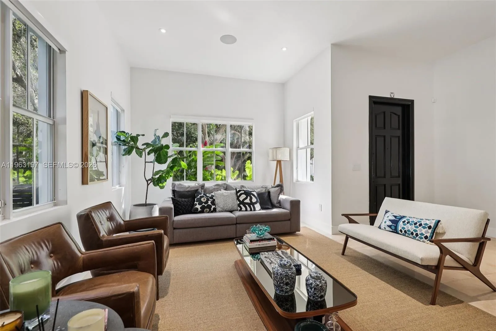 Miami, Florida 33143, 5 Bedrooms Bedrooms, ,4 BathroomsBathrooms,Residential Lease,For Rent,A11963197