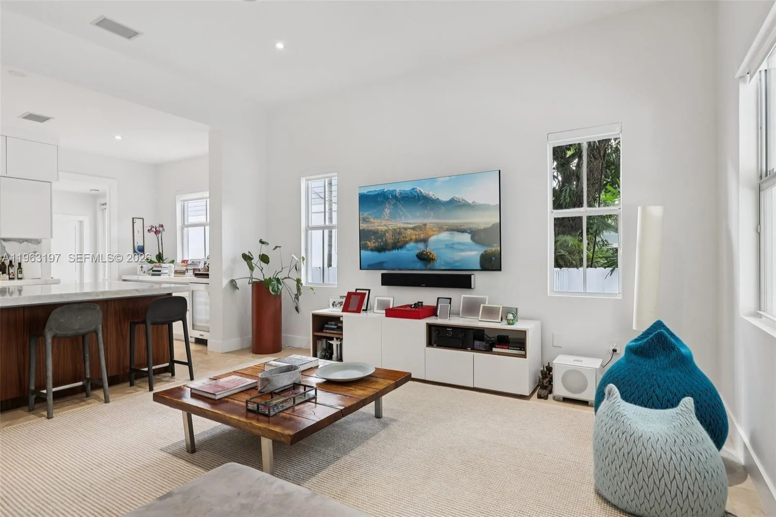 Miami, Florida 33143, 5 Bedrooms Bedrooms, ,4 BathroomsBathrooms,Residential Lease,For Rent,A11963197