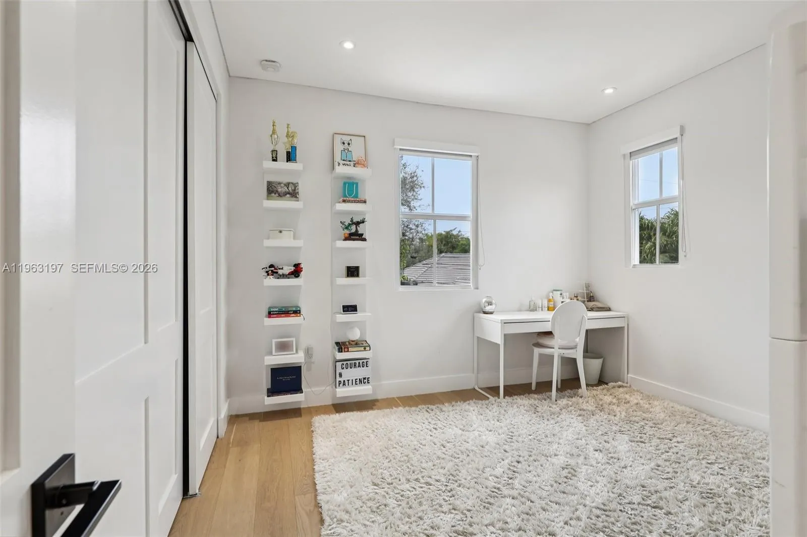 Miami, Florida 33143, 5 Bedrooms Bedrooms, ,4 BathroomsBathrooms,Residential Lease,For Rent,A11963197