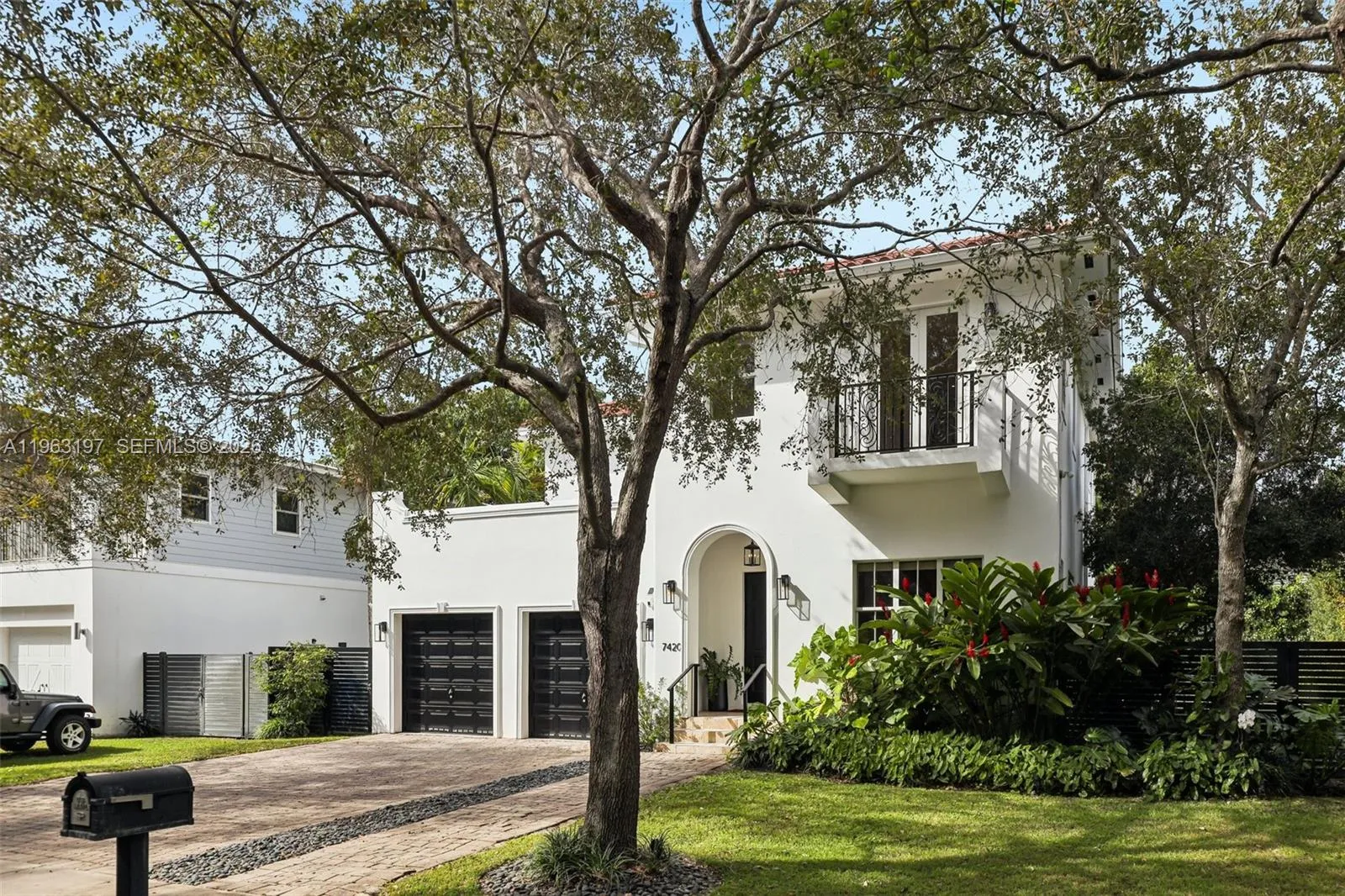 Miami, Florida 33143, 5 Bedrooms Bedrooms, ,4 BathroomsBathrooms,Residential Lease,For Rent,A11963197