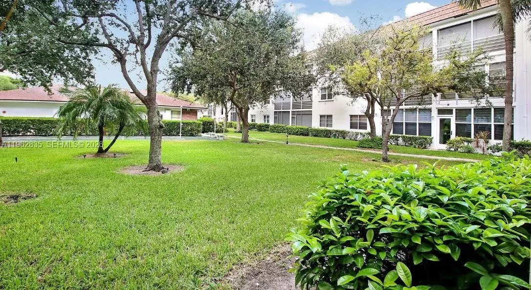 1501 S Ocean Blvd 129, Lauderdale By The Sea, Flor, Lauderdale By The Sea, Florida 33062, 1 Bedroom Bedrooms, ,1 BathroomBathrooms,Residential,For Sale,1501 S Ocean Blvd 129, Lauderdale By The Sea, Flor,A11962835
