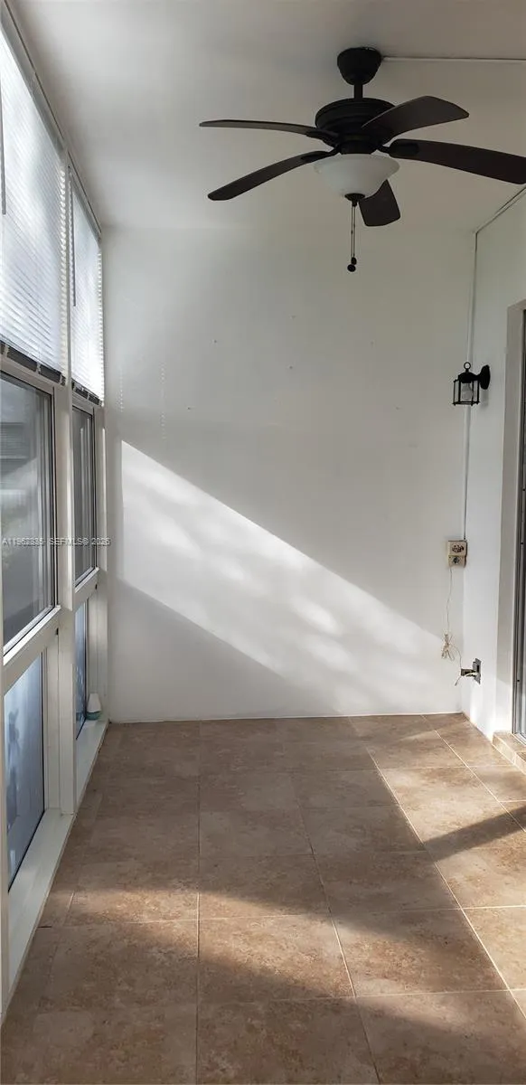 1501 S Ocean Blvd 129, Lauderdale By The Sea, Flor, Lauderdale By The Sea, Florida 33062, 1 Bedroom Bedrooms, ,1 BathroomBathrooms,Residential,For Sale,1501 S Ocean Blvd 129, Lauderdale By The Sea, Flor,A11962835