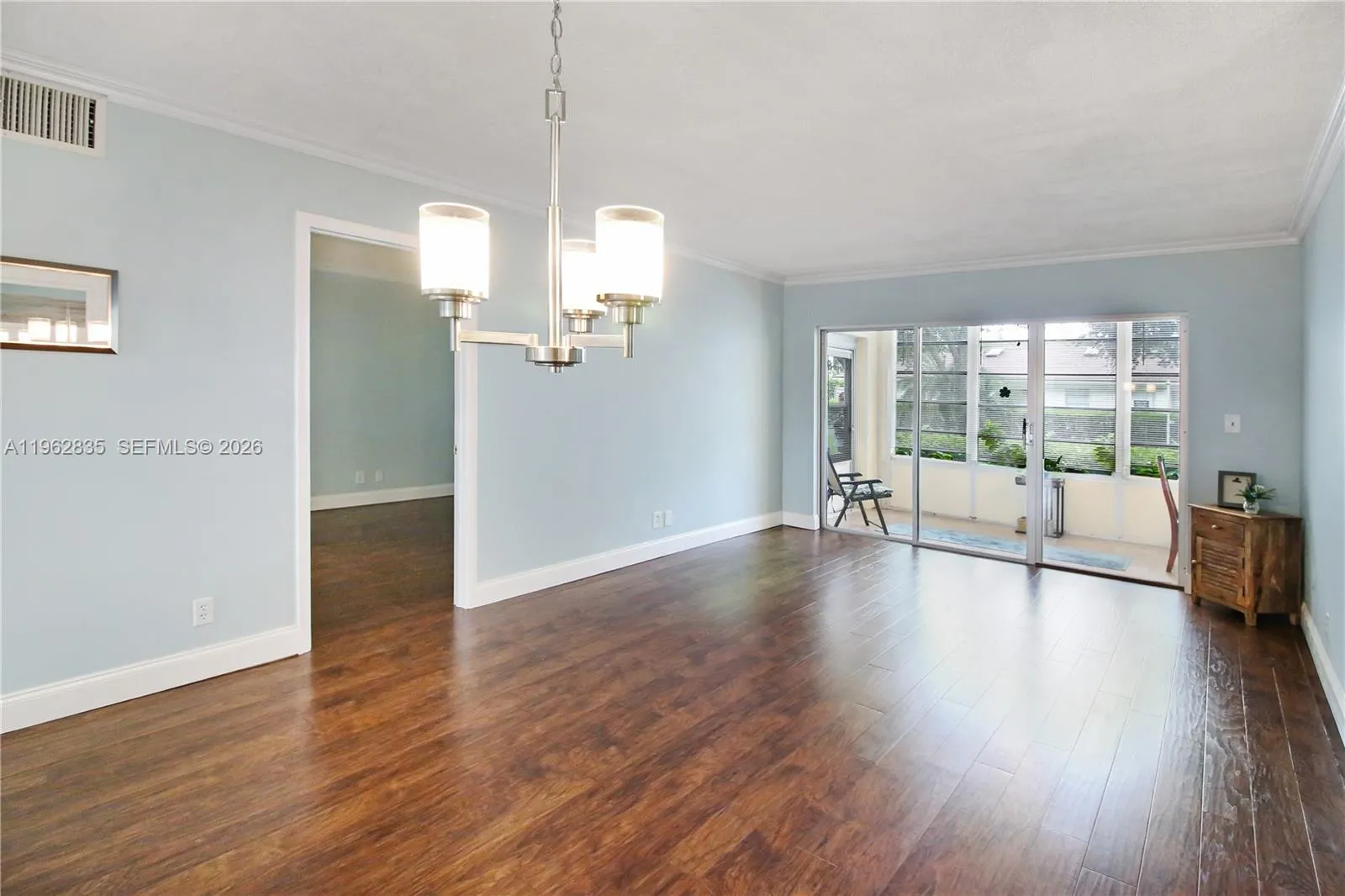 Dining & Living Rooms