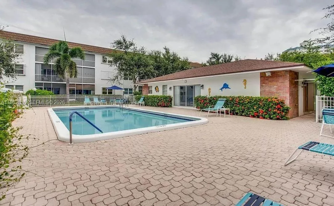 1501 S Ocean Blvd 129, Lauderdale By The Sea, Flor, Lauderdale By The Sea, Florida 33062, 1 Bedroom Bedrooms, ,1 BathroomBathrooms,Residential,For Sale,1501 S Ocean Blvd 129, Lauderdale By The Sea, Flor,A11962835
