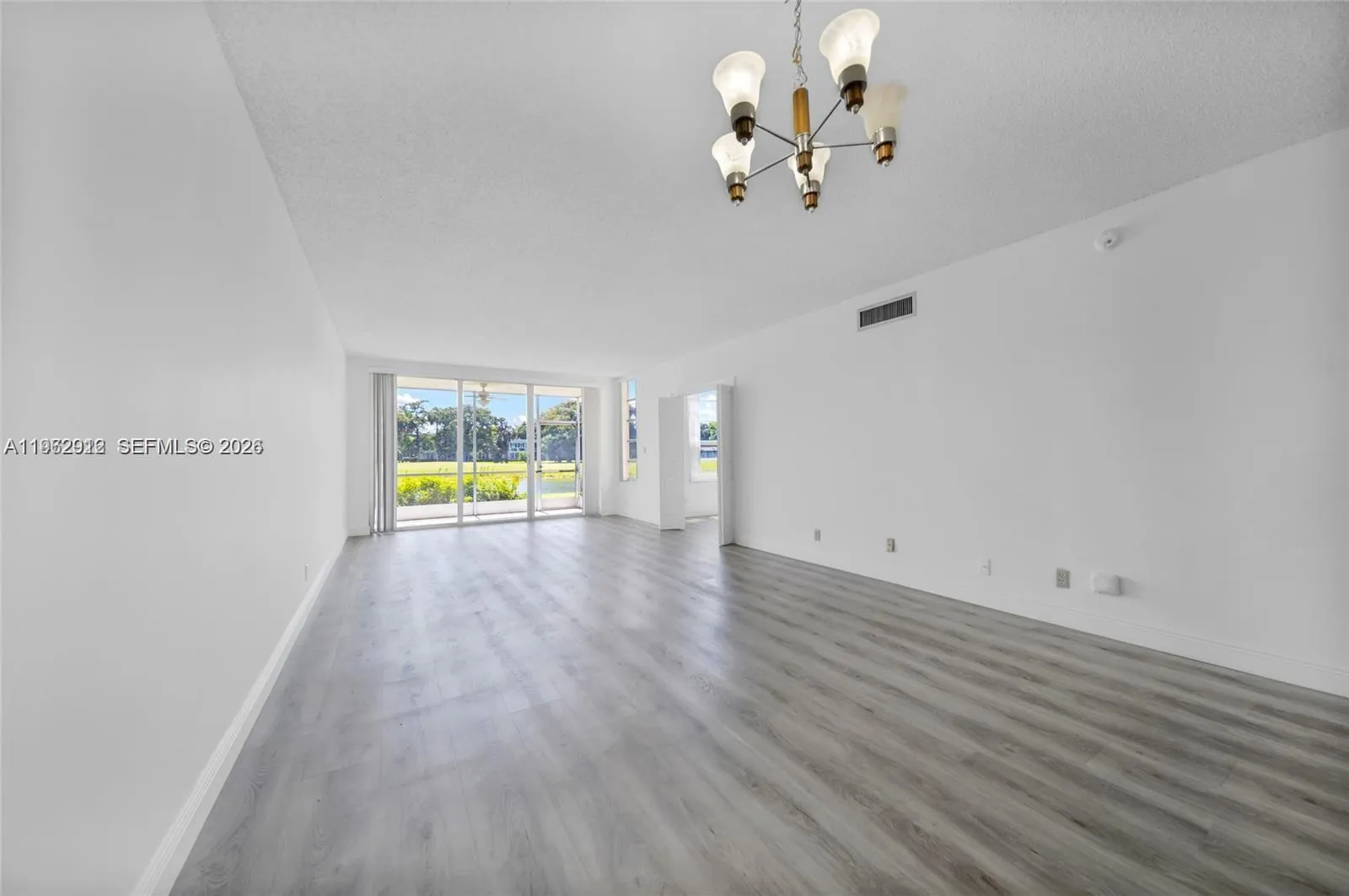 4030 W Palm Aire Dr 104, Pompano Beach, Florida 33, Pompano Beach, Florida 33069, 2 Bedrooms Bedrooms, ,2 BathroomsBathrooms,Residential Lease,For Rent,4030 W Palm Aire Dr 104, Pompano Beach, Florida 33,A11962912