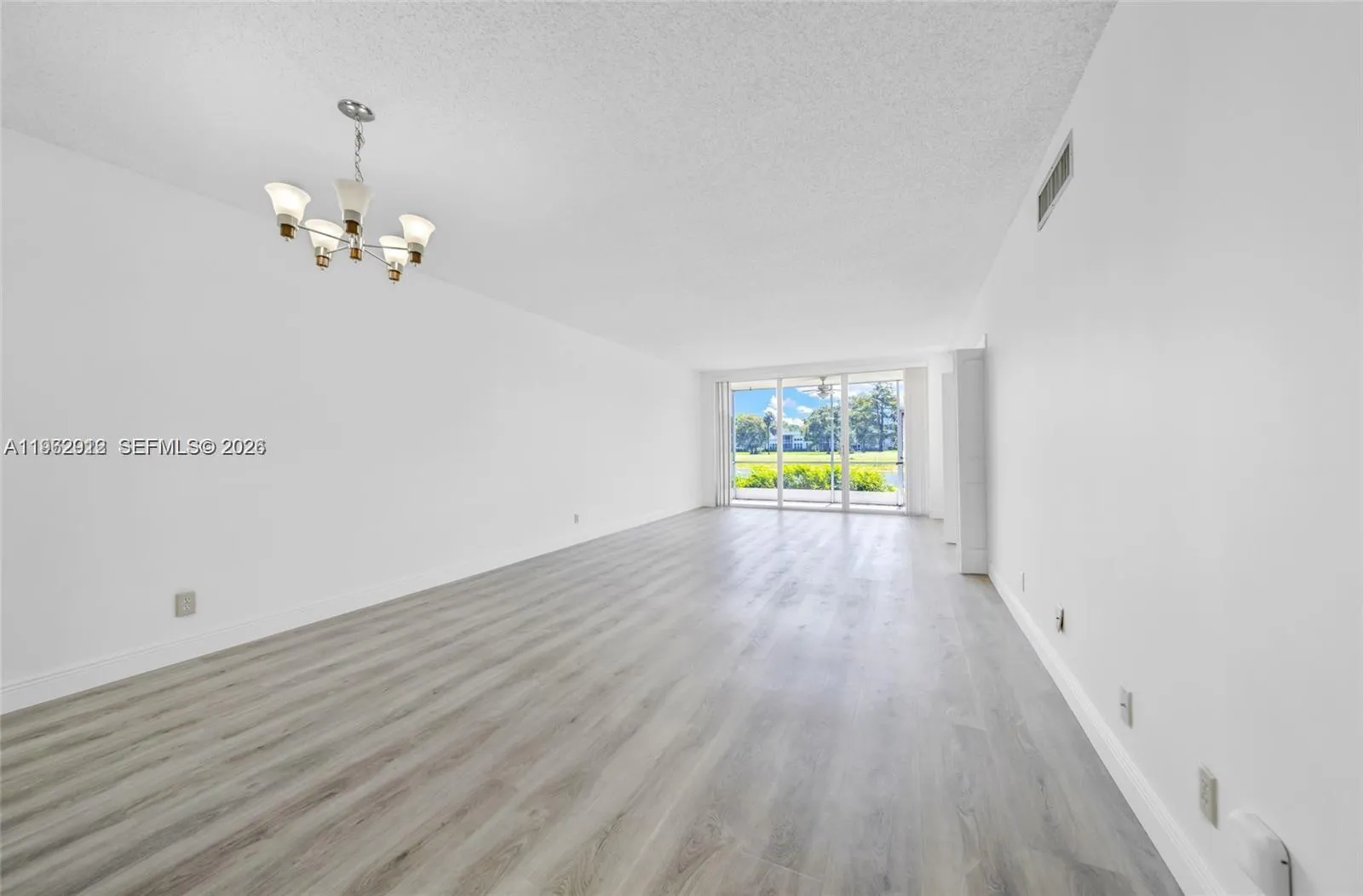 4030 W Palm Aire Dr 104, Pompano Beach, Florida 33, Pompano Beach, Florida 33069, 2 Bedrooms Bedrooms, ,2 BathroomsBathrooms,Residential Lease,For Rent,4030 W Palm Aire Dr 104, Pompano Beach, Florida 33,A11962912