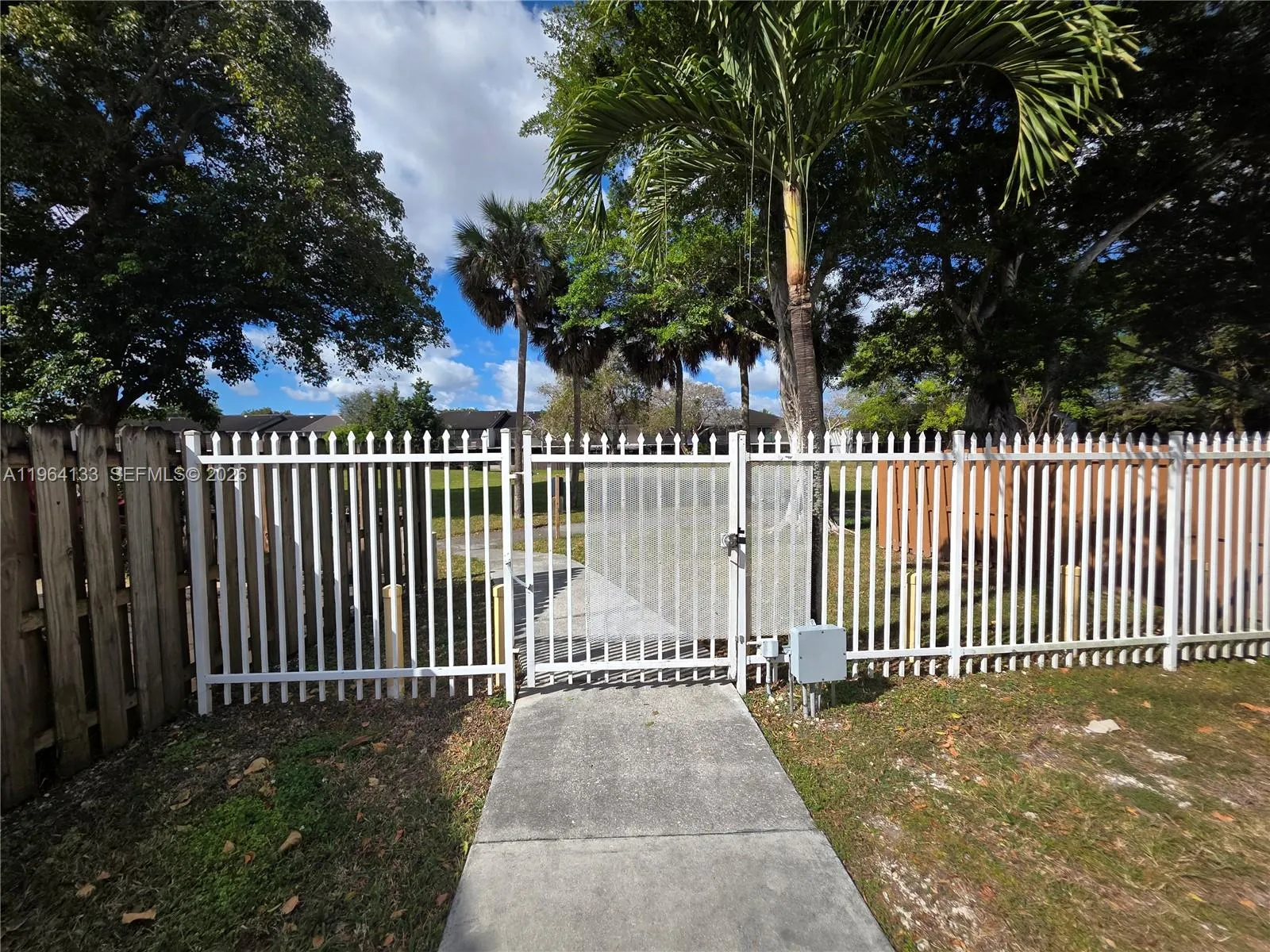 15222 Sw 111th St 15222, Miami, Florida 33196, Miami, Florida 33196, 3 Bedrooms Bedrooms, ,2 BathroomsBathrooms,Residential Lease,For Rent,15222 Sw 111th St 15222, Miami, Florida 33196,A11964133