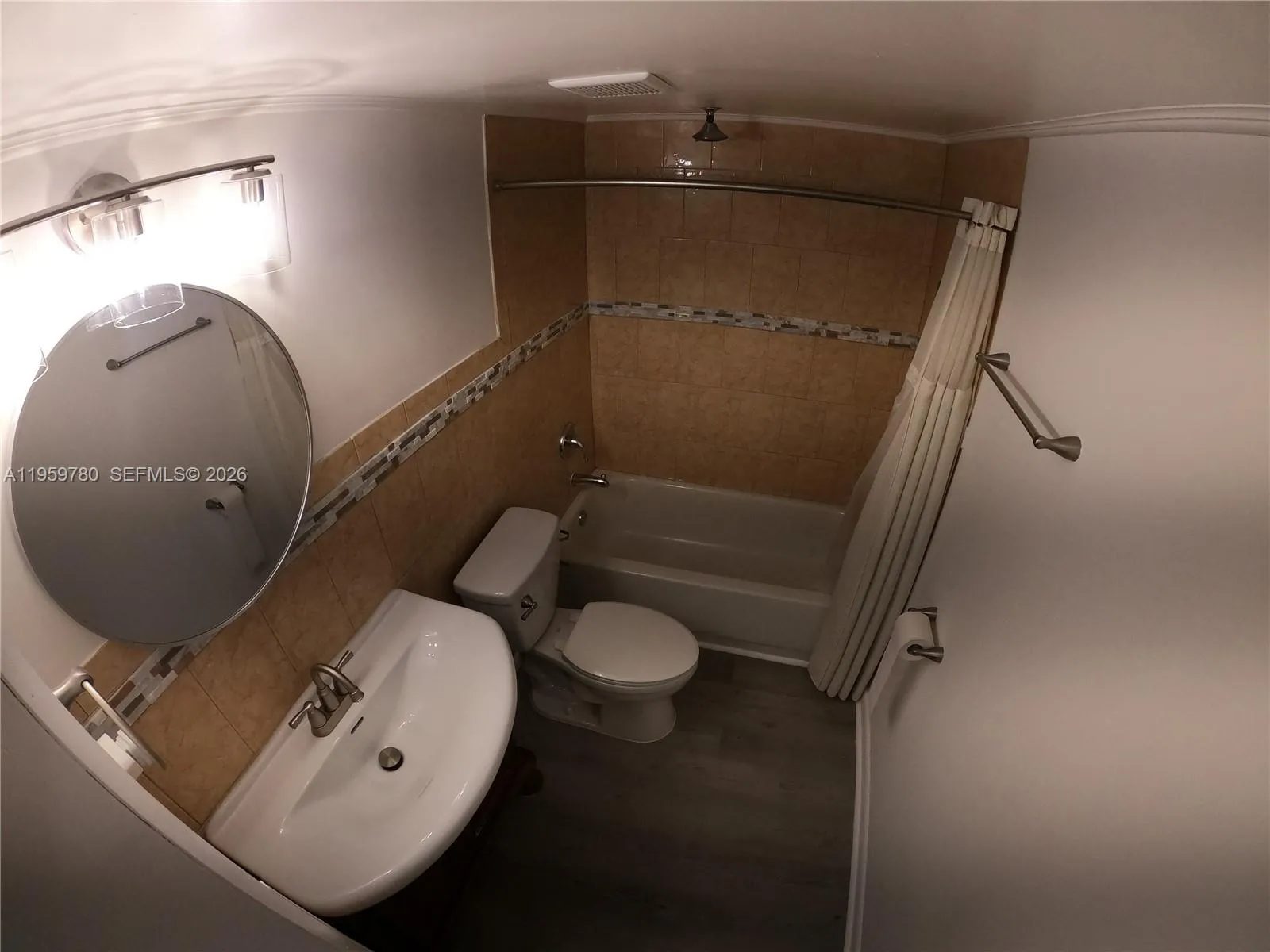 7908 W 34th Ln 102-35, Hialeah, Florida 33018, Hialeah, Florida 33018, 2 Bedrooms Bedrooms, ,2 BathroomsBathrooms,Residential Lease,For Rent,7908 W 34th Ln 102-35, Hialeah, Florida 33018,A11959780